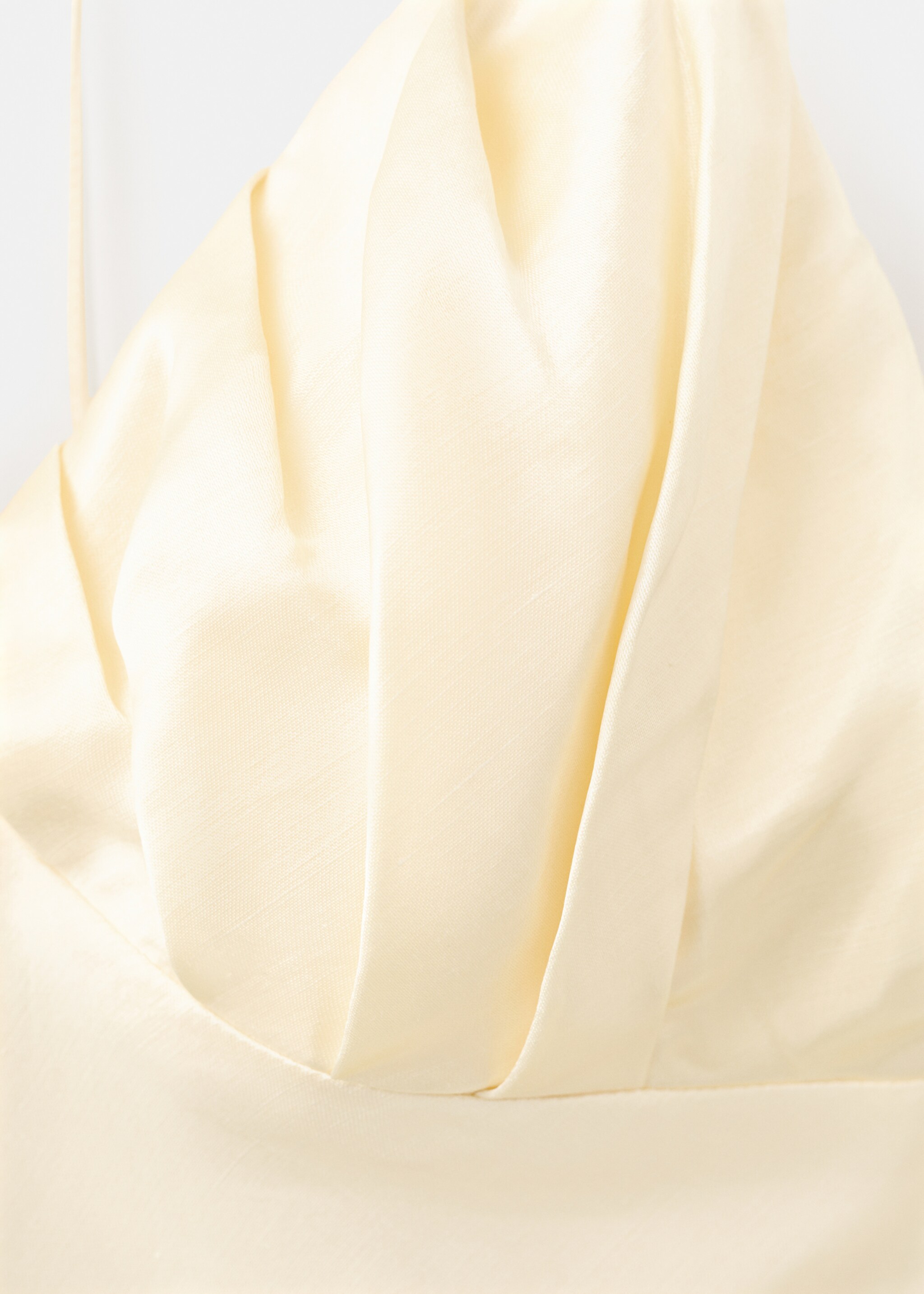 Satin V-neck dress - Details of the article 8, Ecru. Ref: 27017806-00.