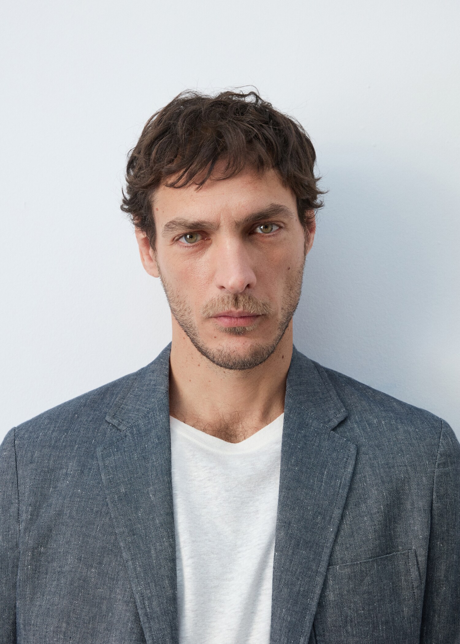 Slim fit linen cotton-blend blazer - Details of the article 1