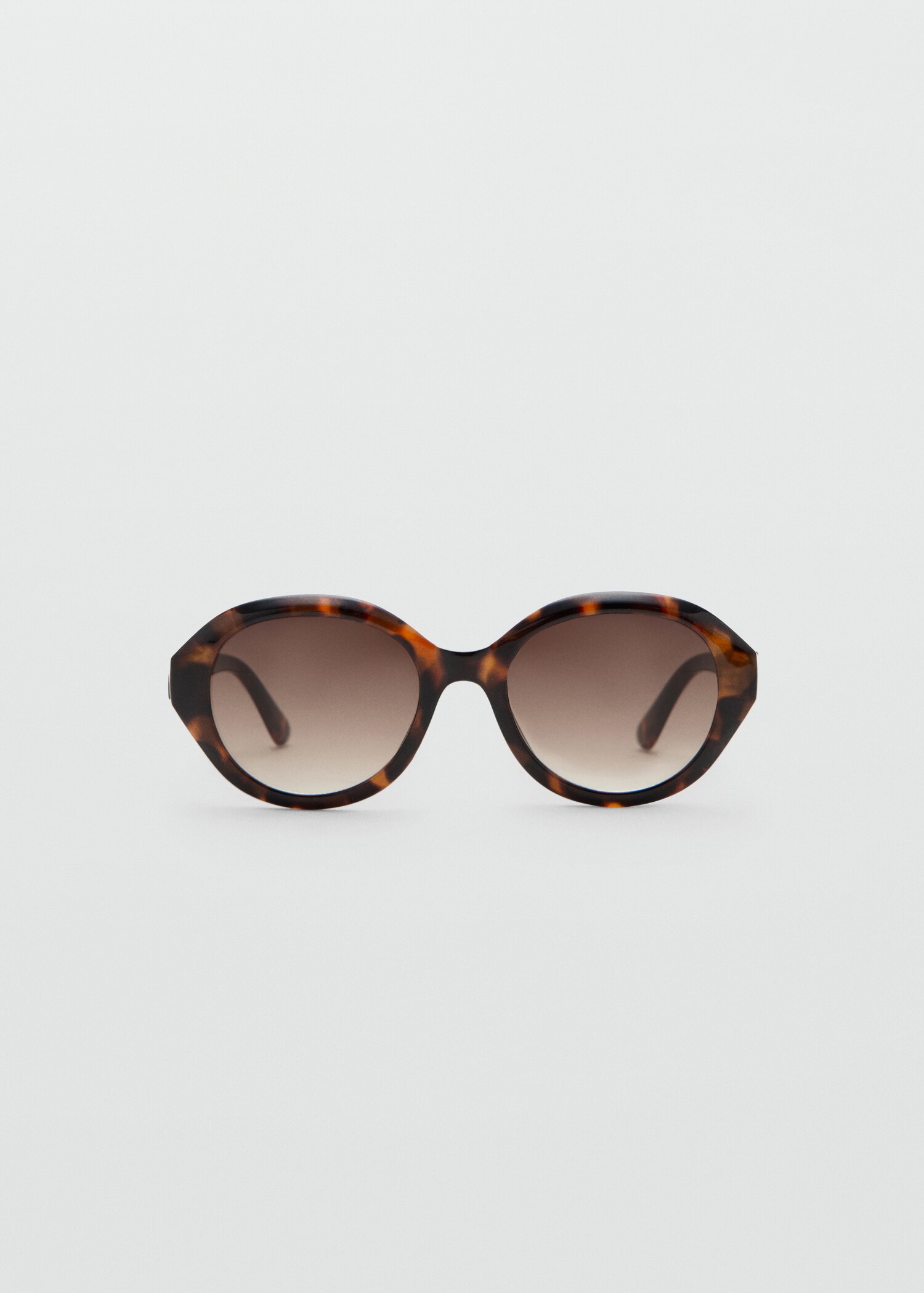 Солнцезащитные очки в пластиковой оправе - Изделие без модели