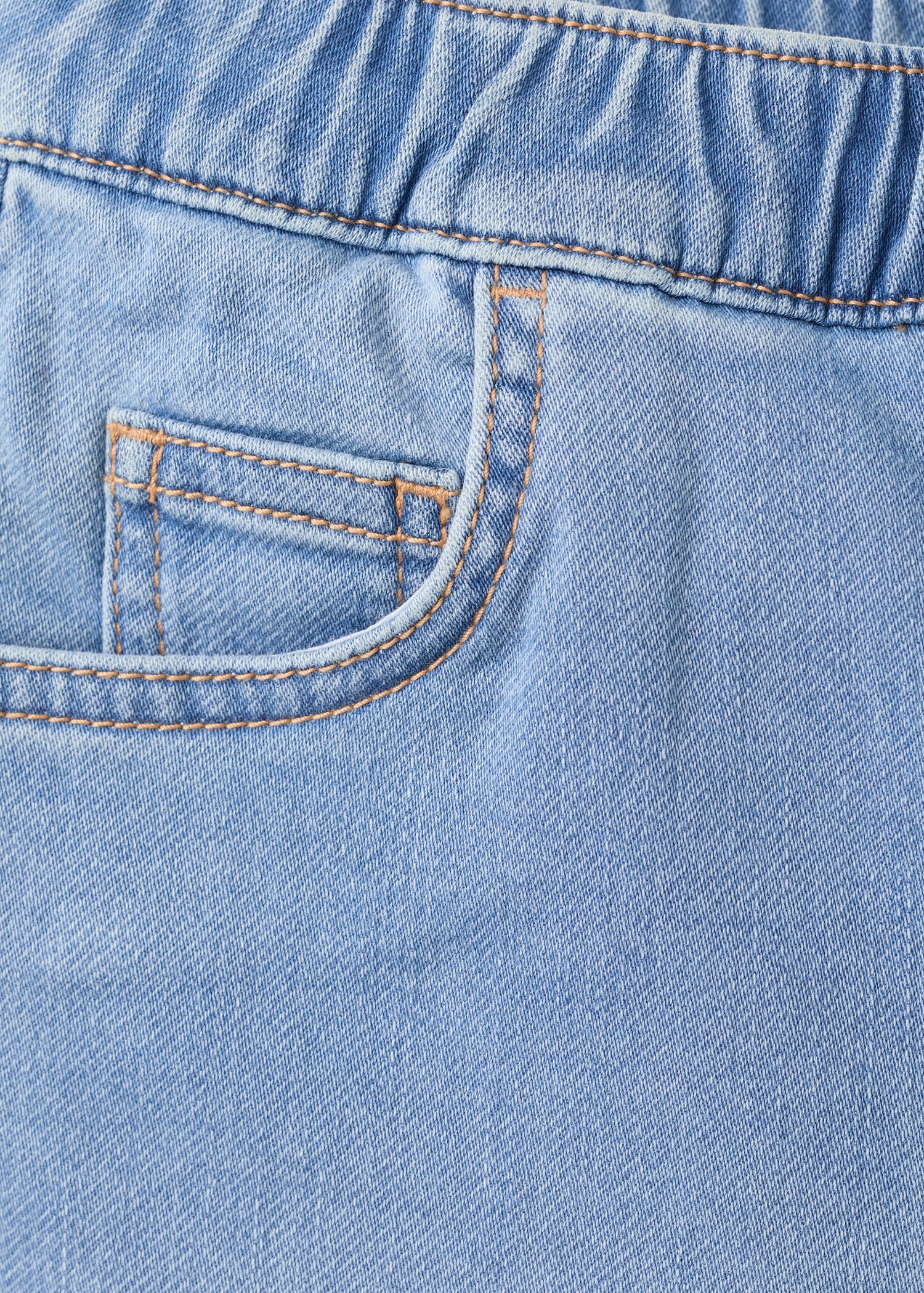 Denim shorts with an elasticated waistband - Details of the article 0