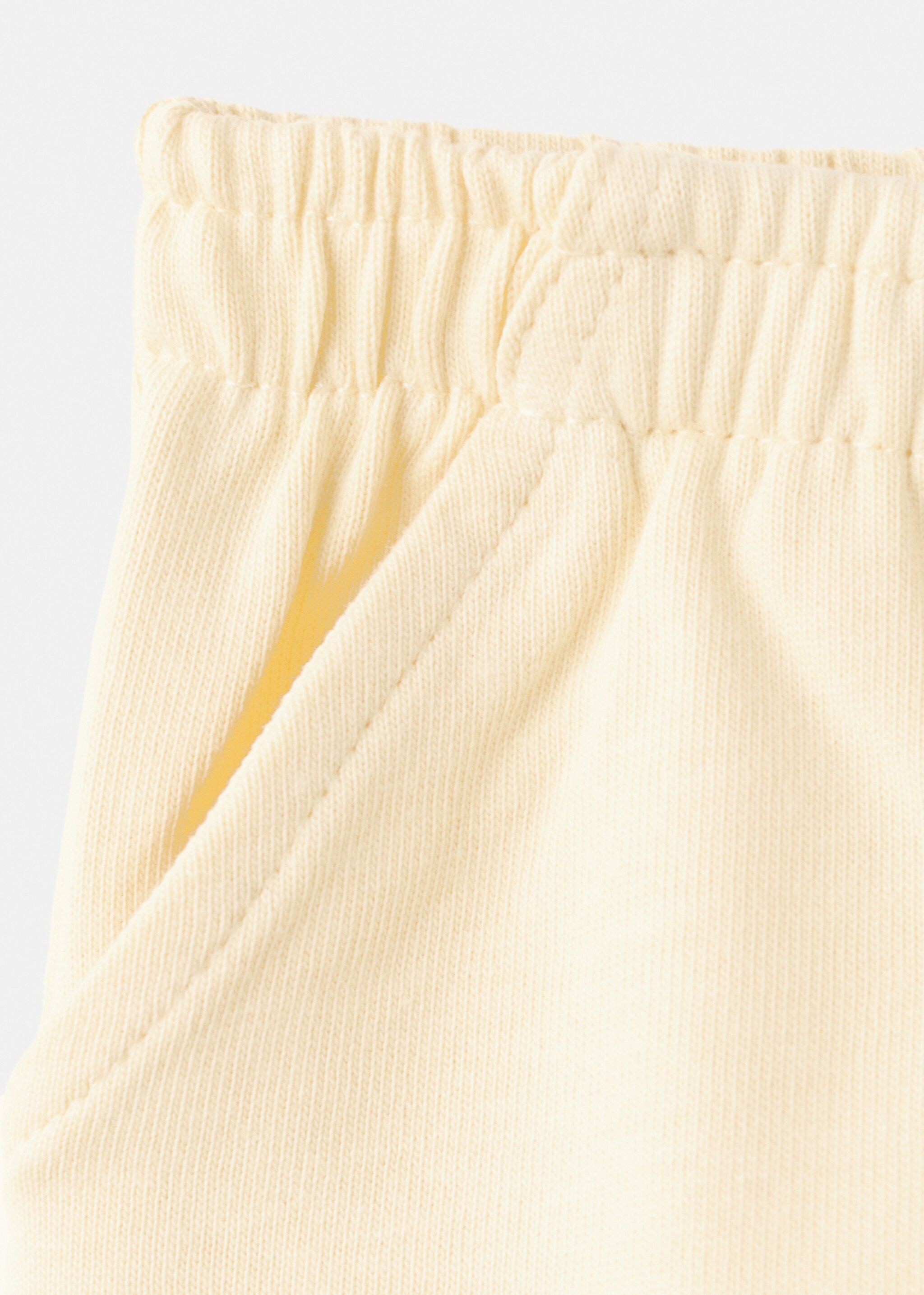 Cotton shorts - Details of the article 8, Yellow. Ref: 27018264-00.