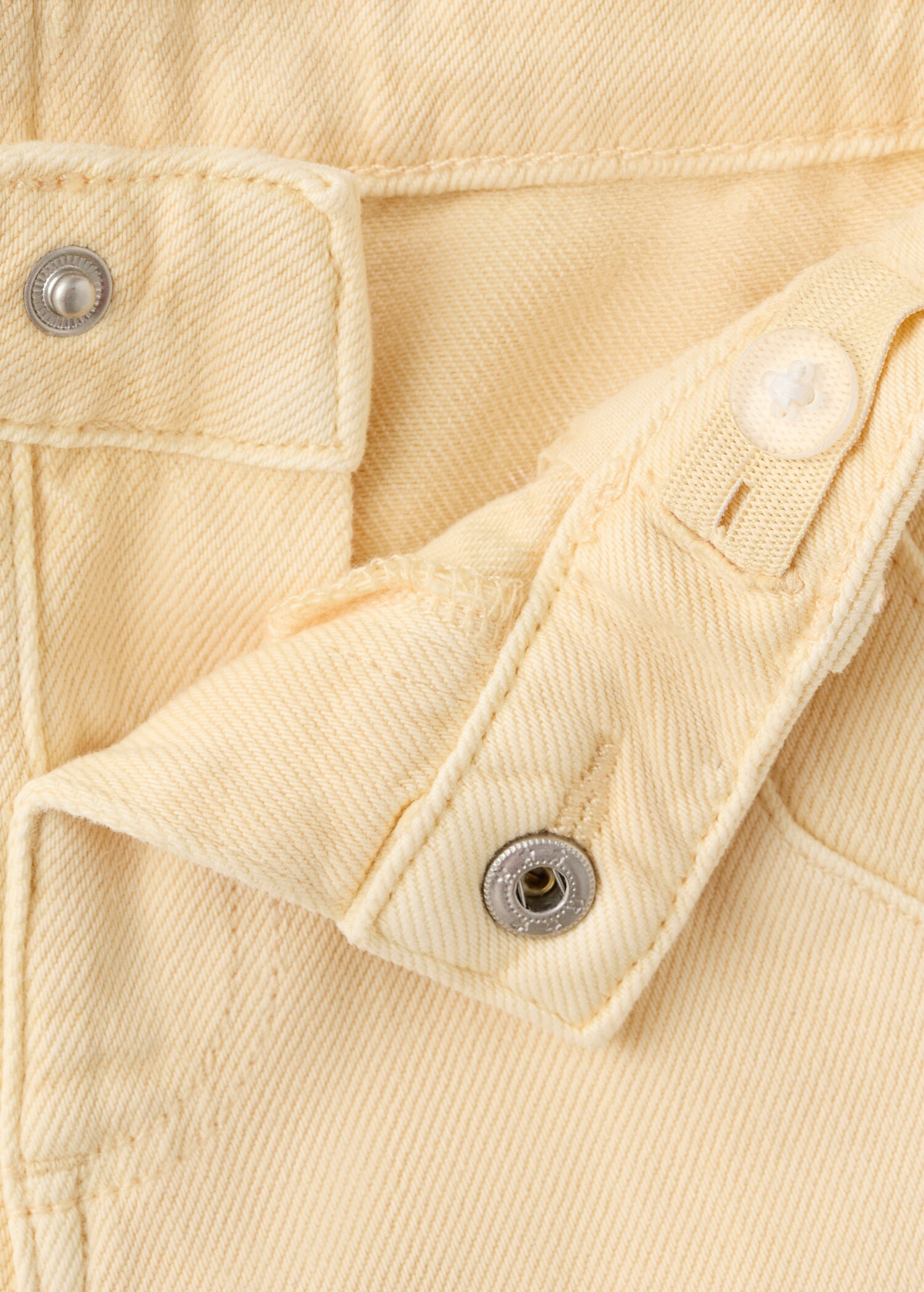 Denim Bermuda shorts - Details of the article 0