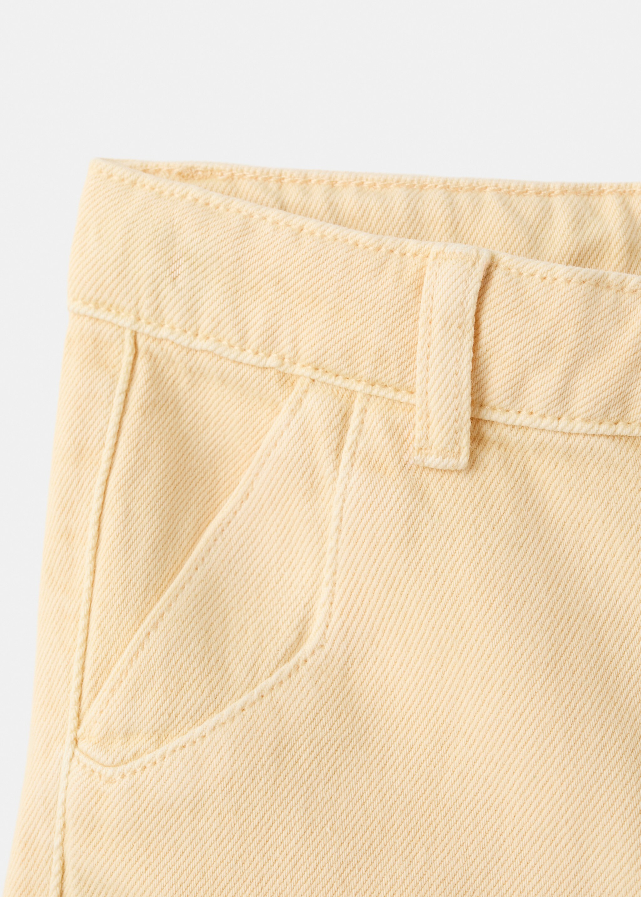 Denim Bermuda shorts - Details of the article 8, Vanilla. Ref: 27018272-00.