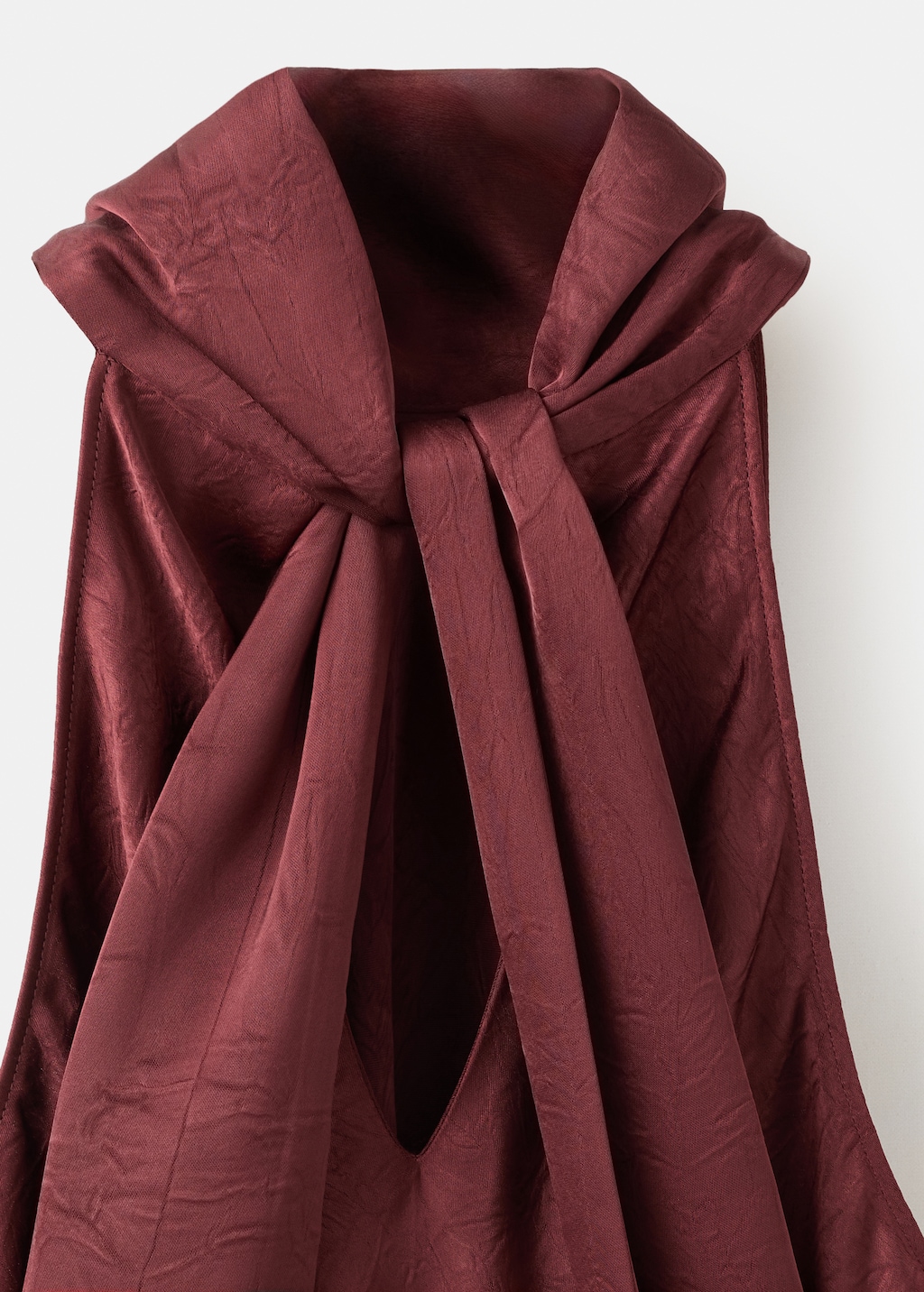Halter-neck dress with bow - image 4