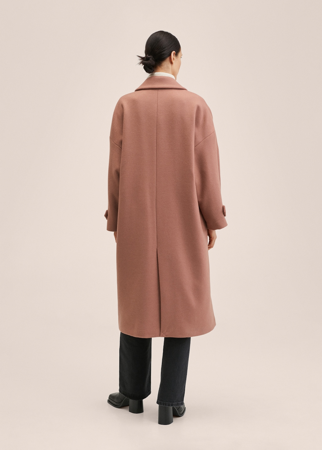 Pink coat mango discount