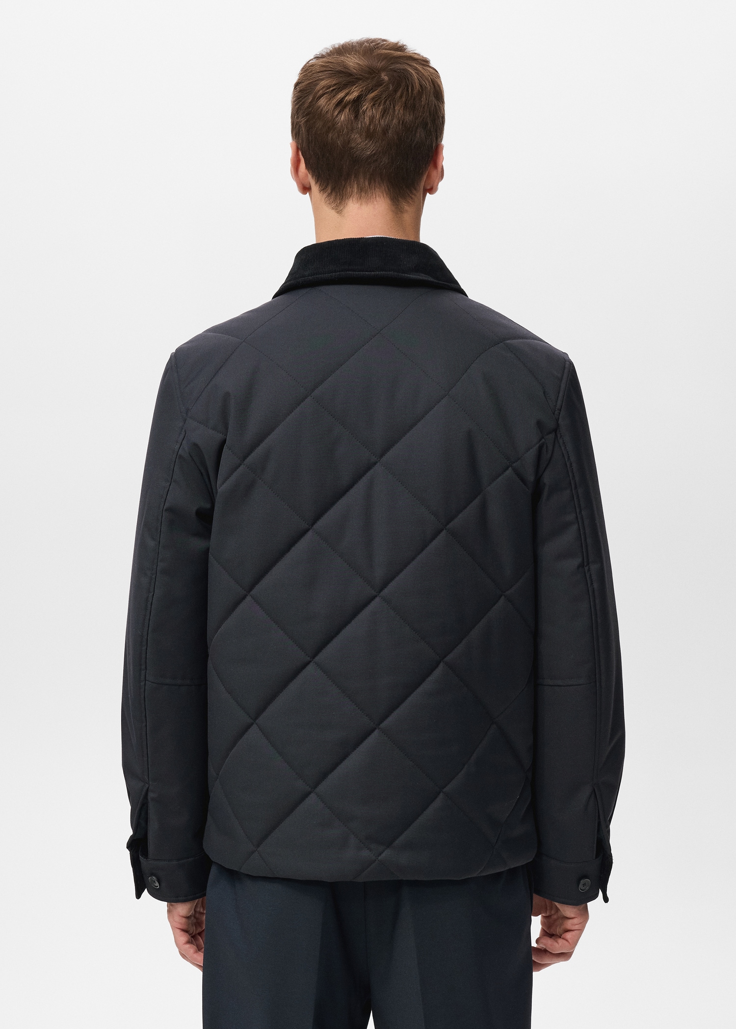 Quilted water repellent jacket - Reverse of the article