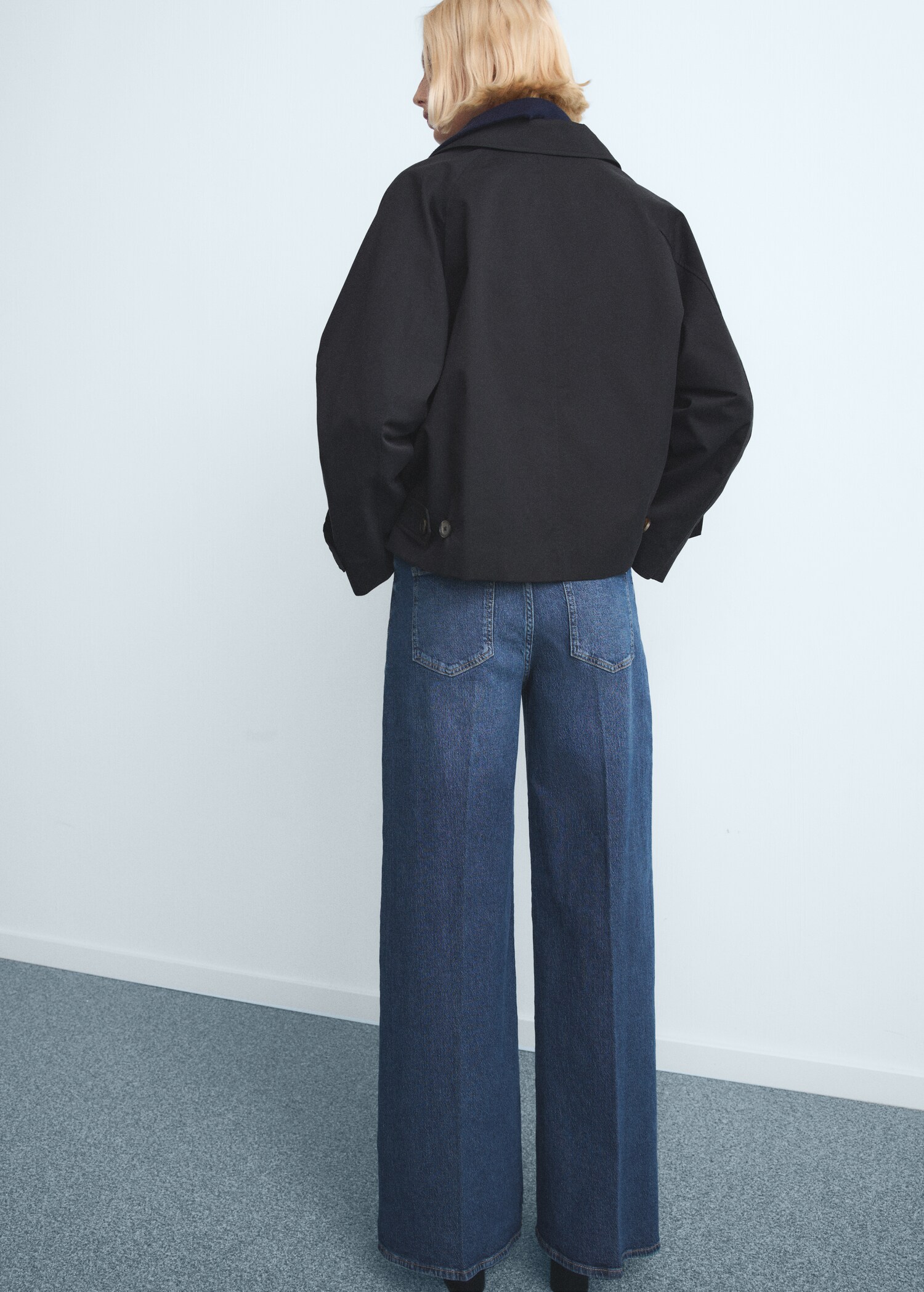 High-waisted wide-leg jeans - Reverse of the article