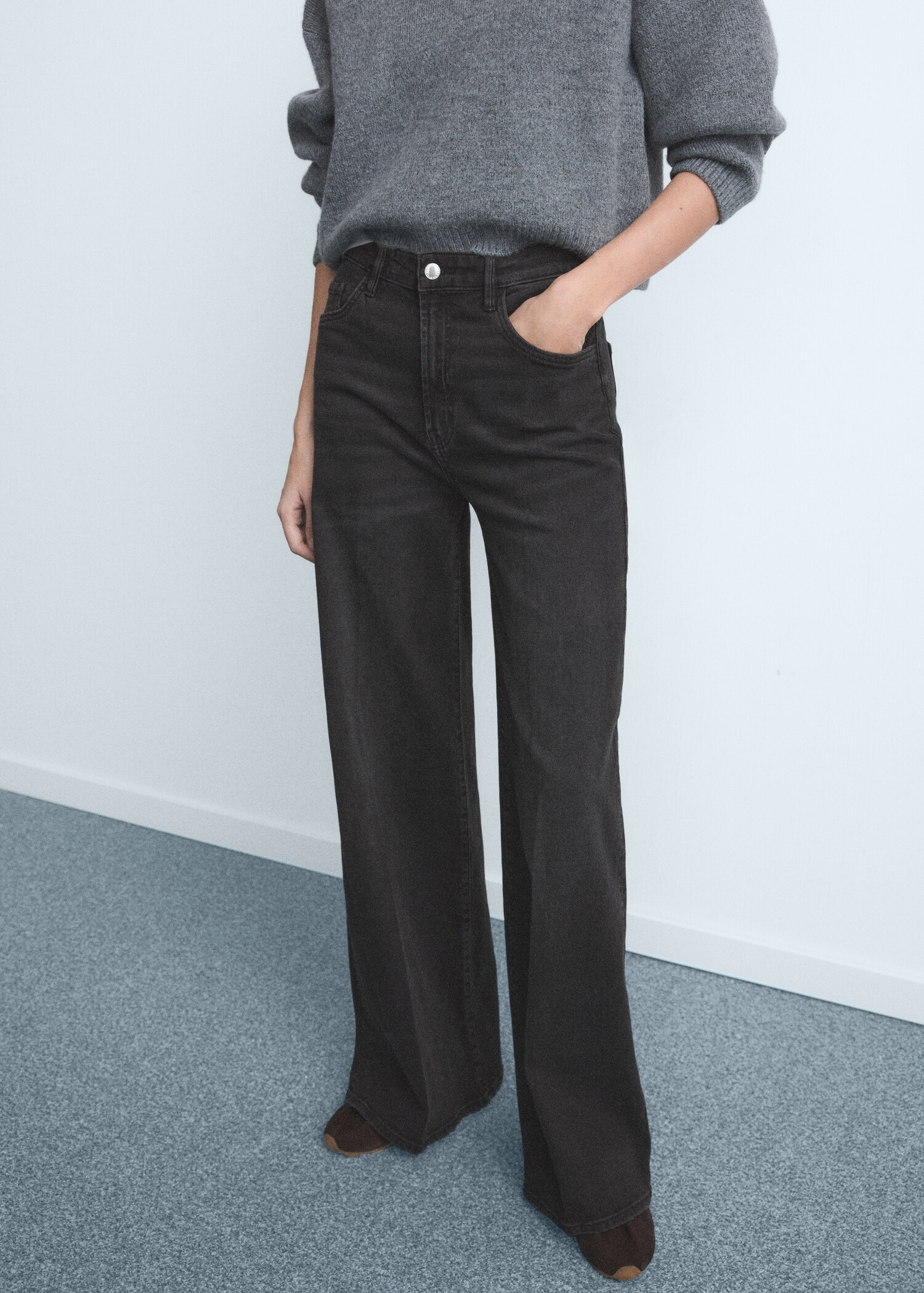 High-waisted wide-leg jeans - Medium plane