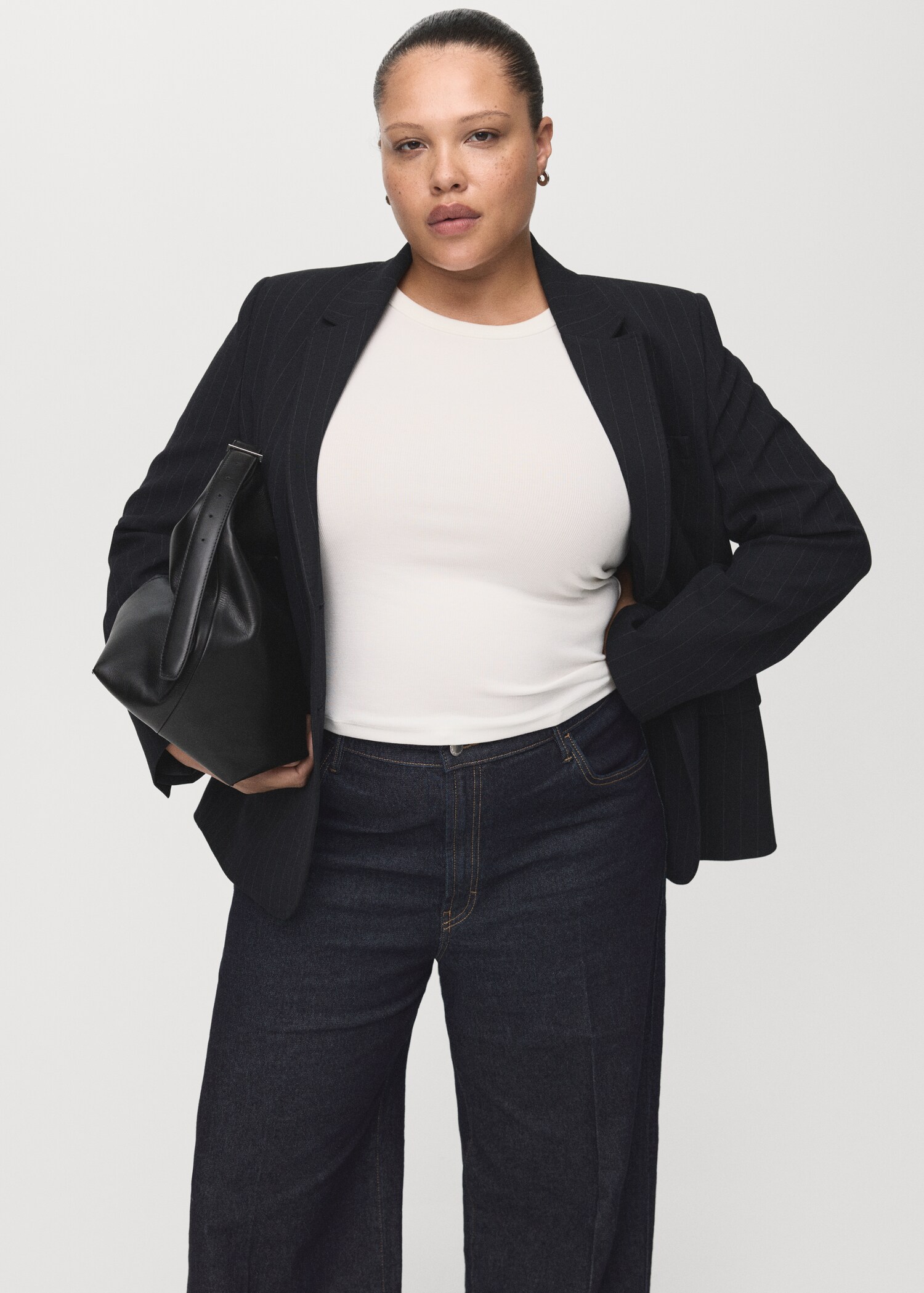 High-rise wideleg jeans - Details of the article 5