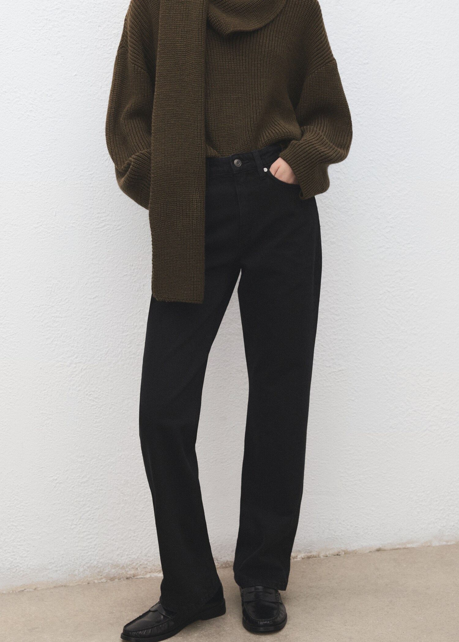 Matilda medium-rise straight-fit jeans - Medium plane