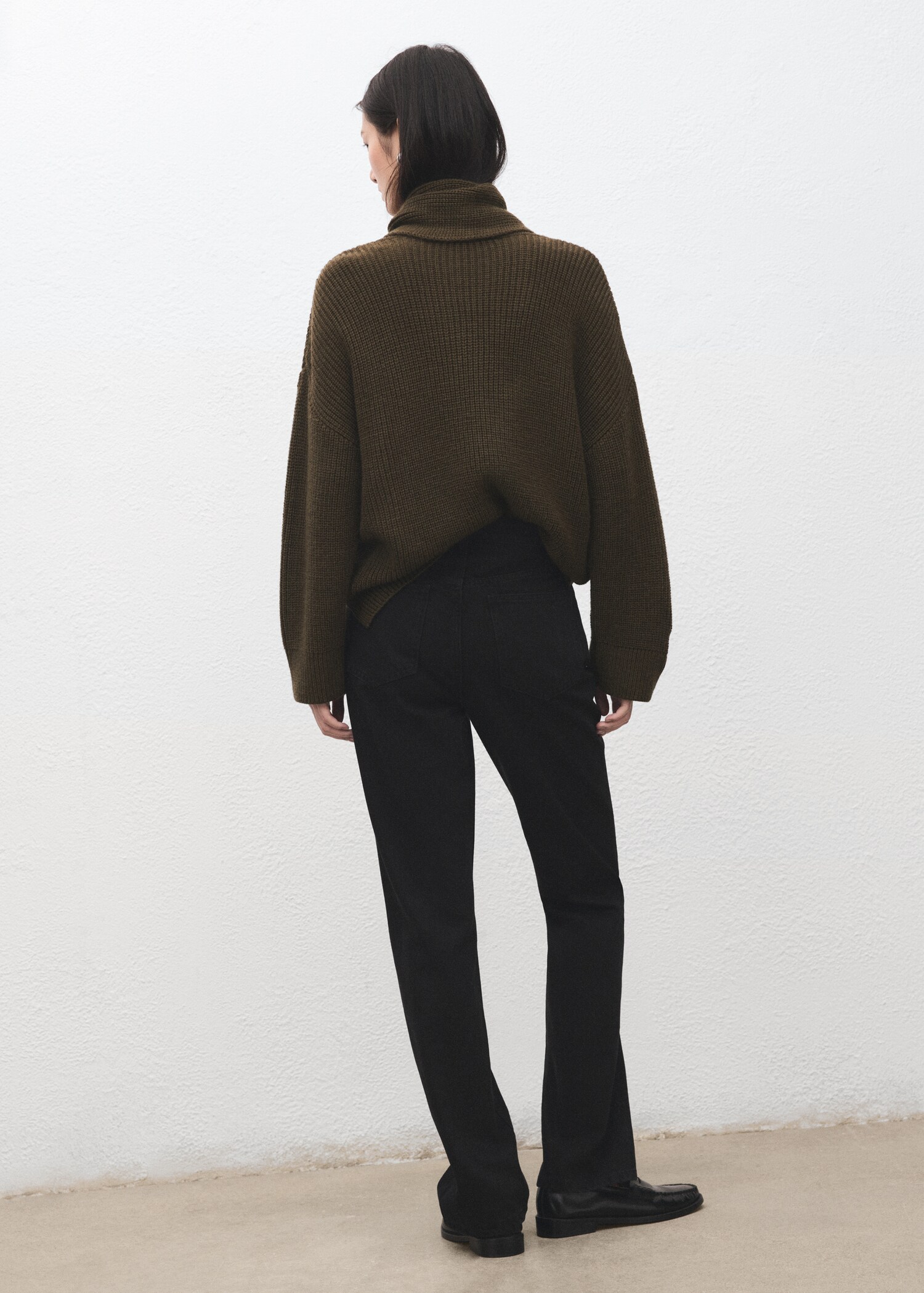 Matilda medium-rise straight-fit jeans - Reverse of the article