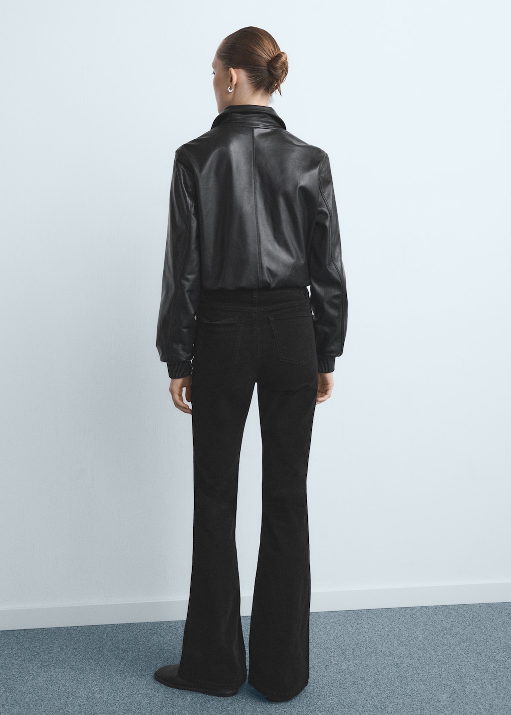 Mango Velvet flared jeans