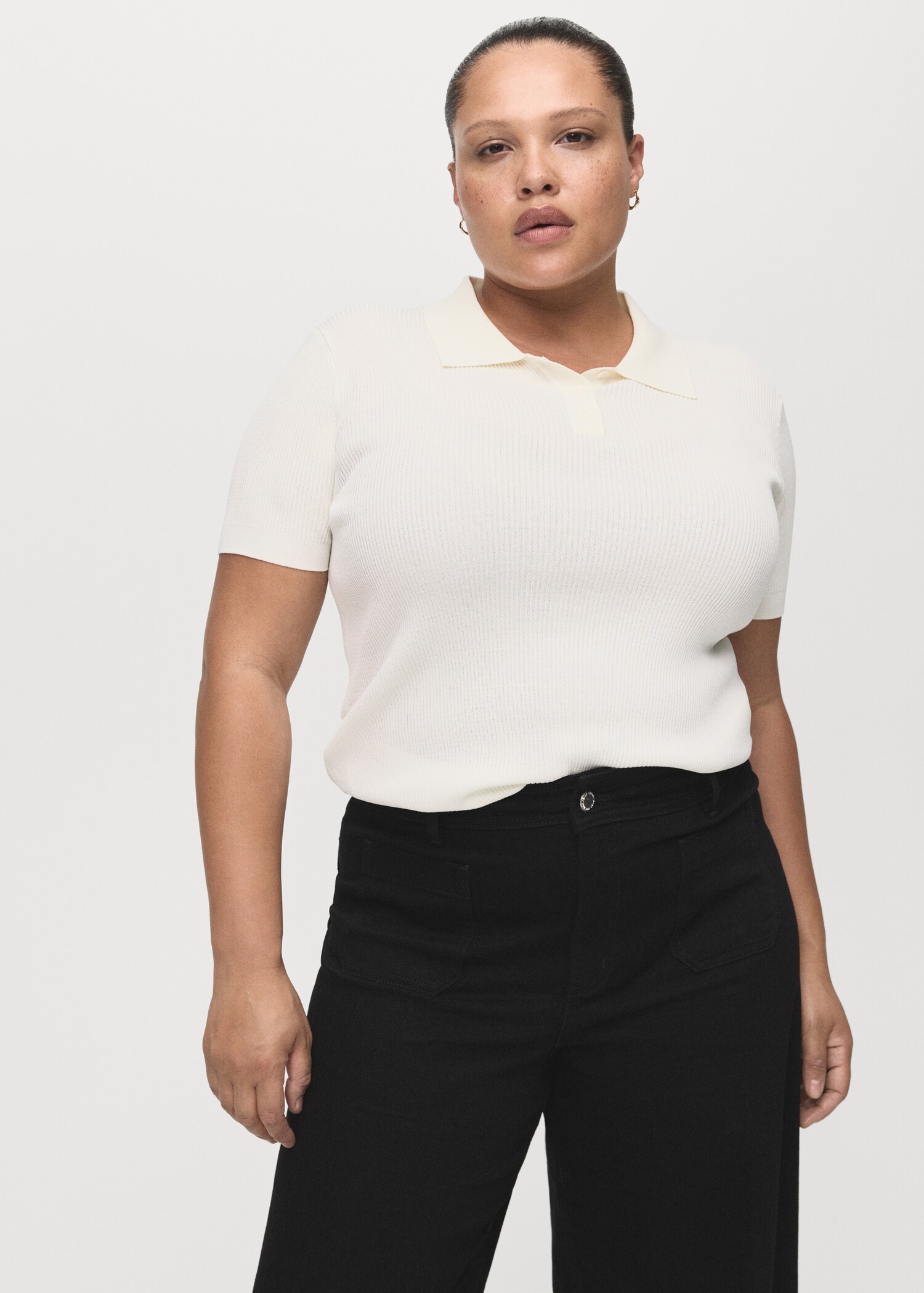 Wide-leg jeans with pockets - Details of the article 5