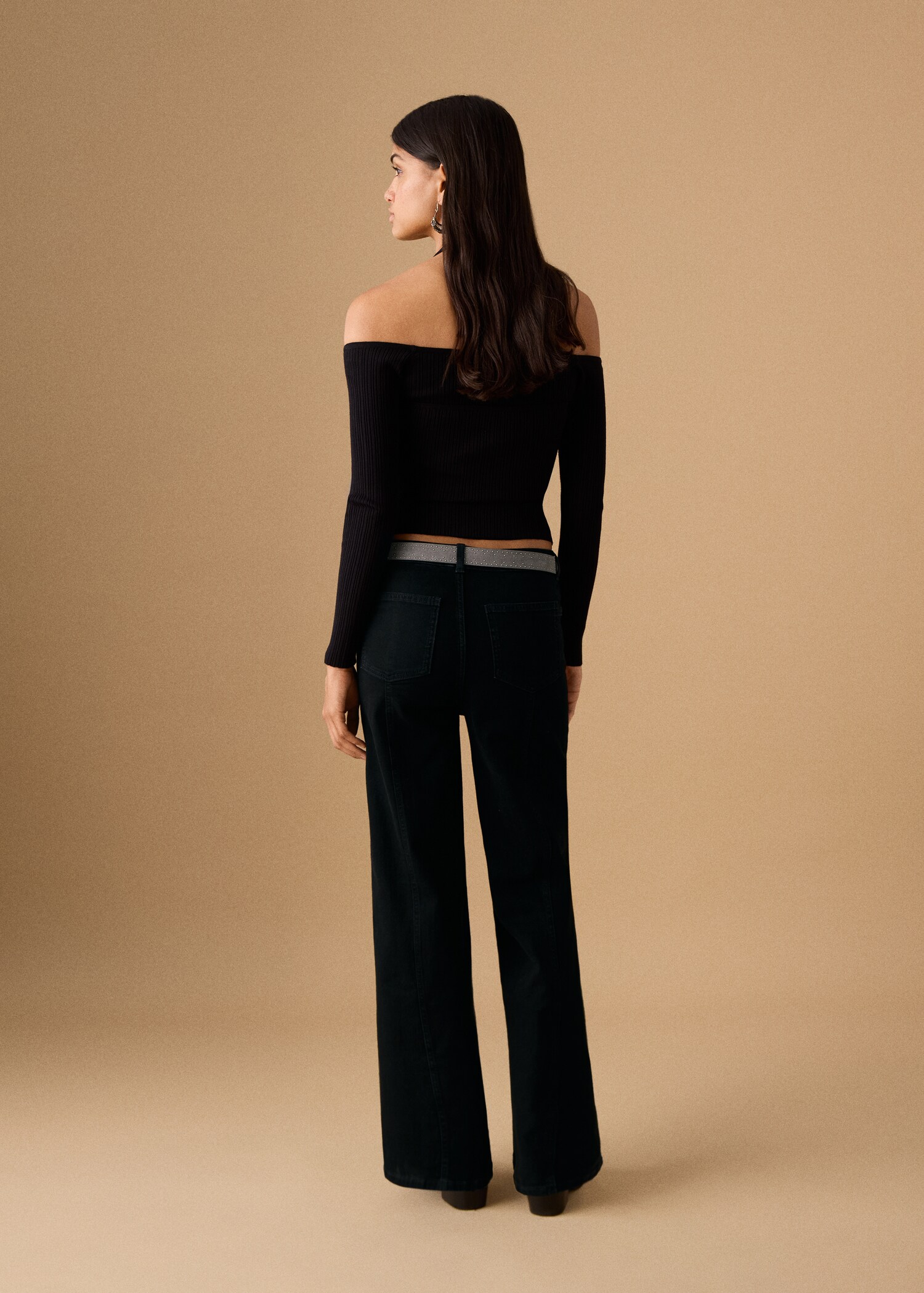 Wide leg jeans with seam detail - Reverse of the article