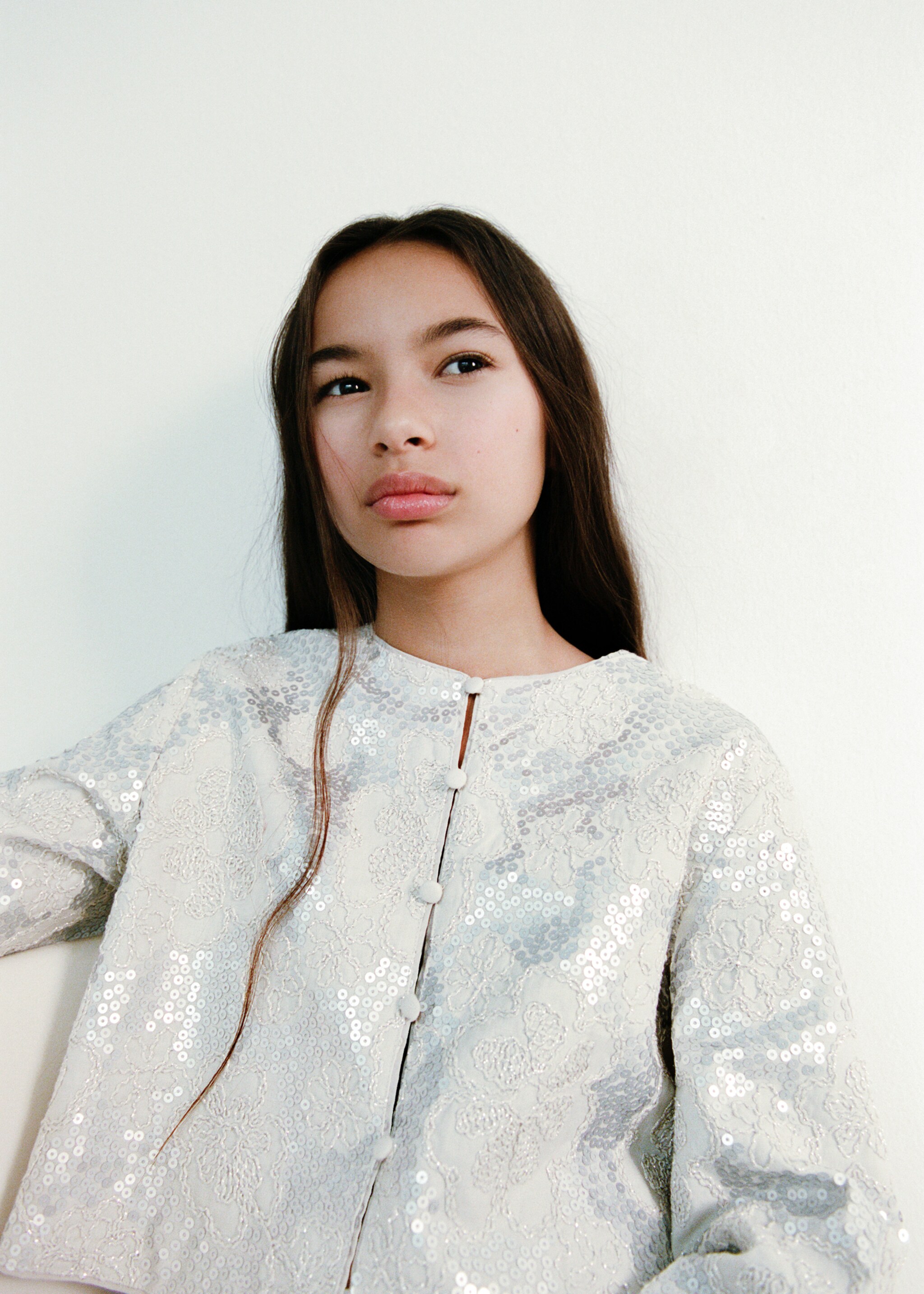 Embroidered linen jacket with sequins - Details of the article 5, Beige. Ref: 27021230-00.