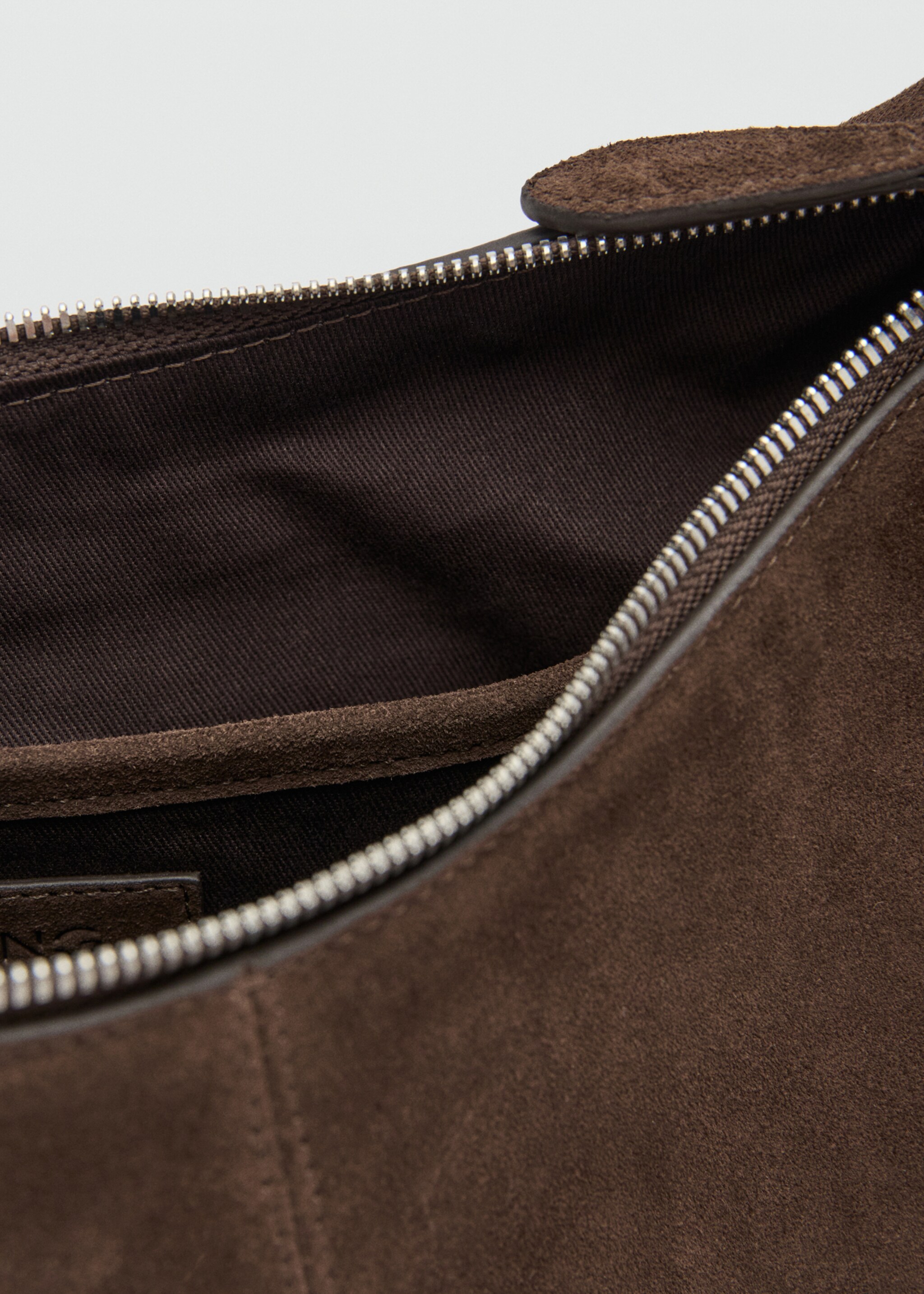 Suede shoulder bag with stitching - Details of the article 3, Brown. Ref: 27021233-00.