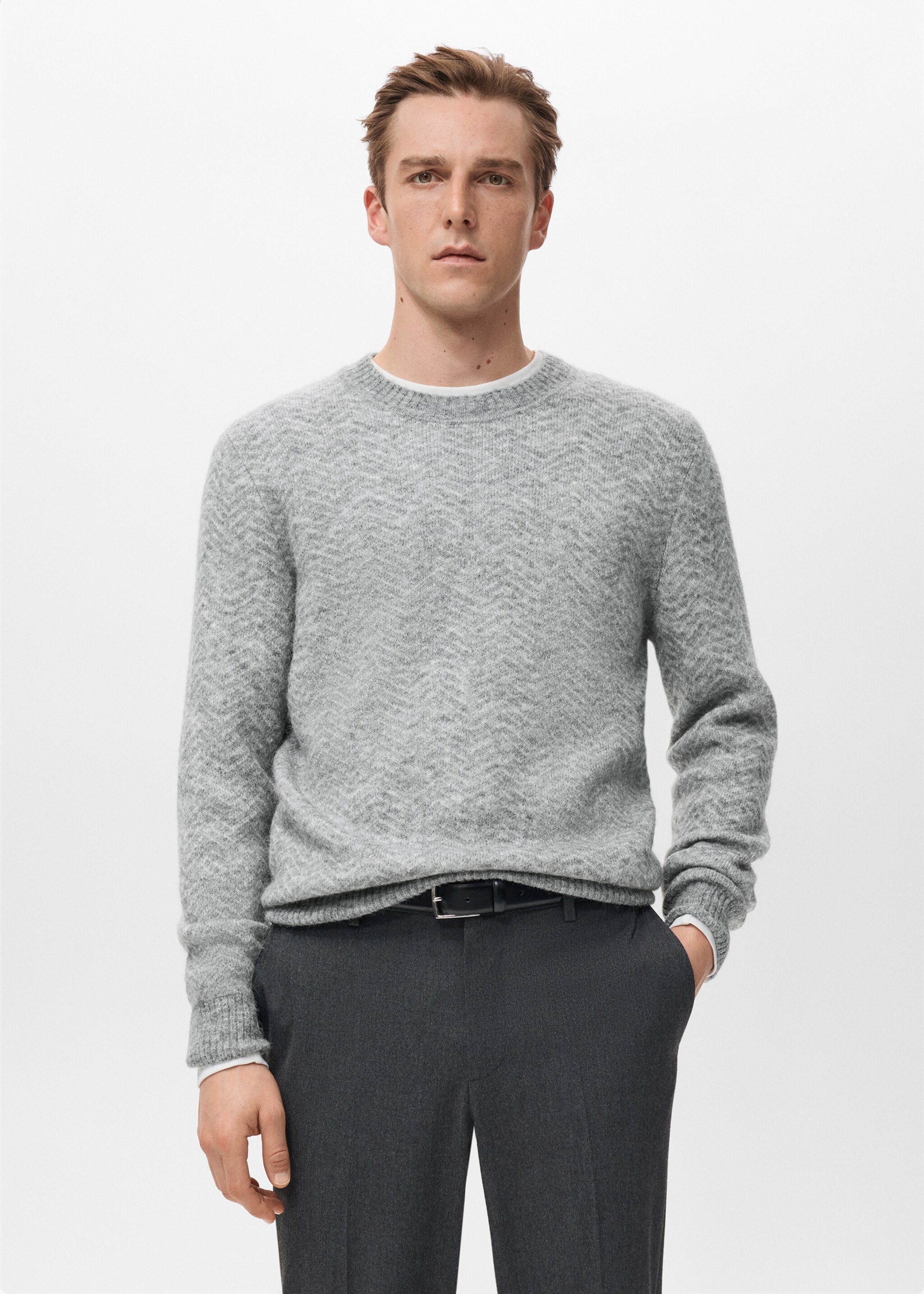 Πλεκτό πουλόβερ με ρίγες - Μεσαίο πλάνο, Γκρι. Ref: 27021258-00.