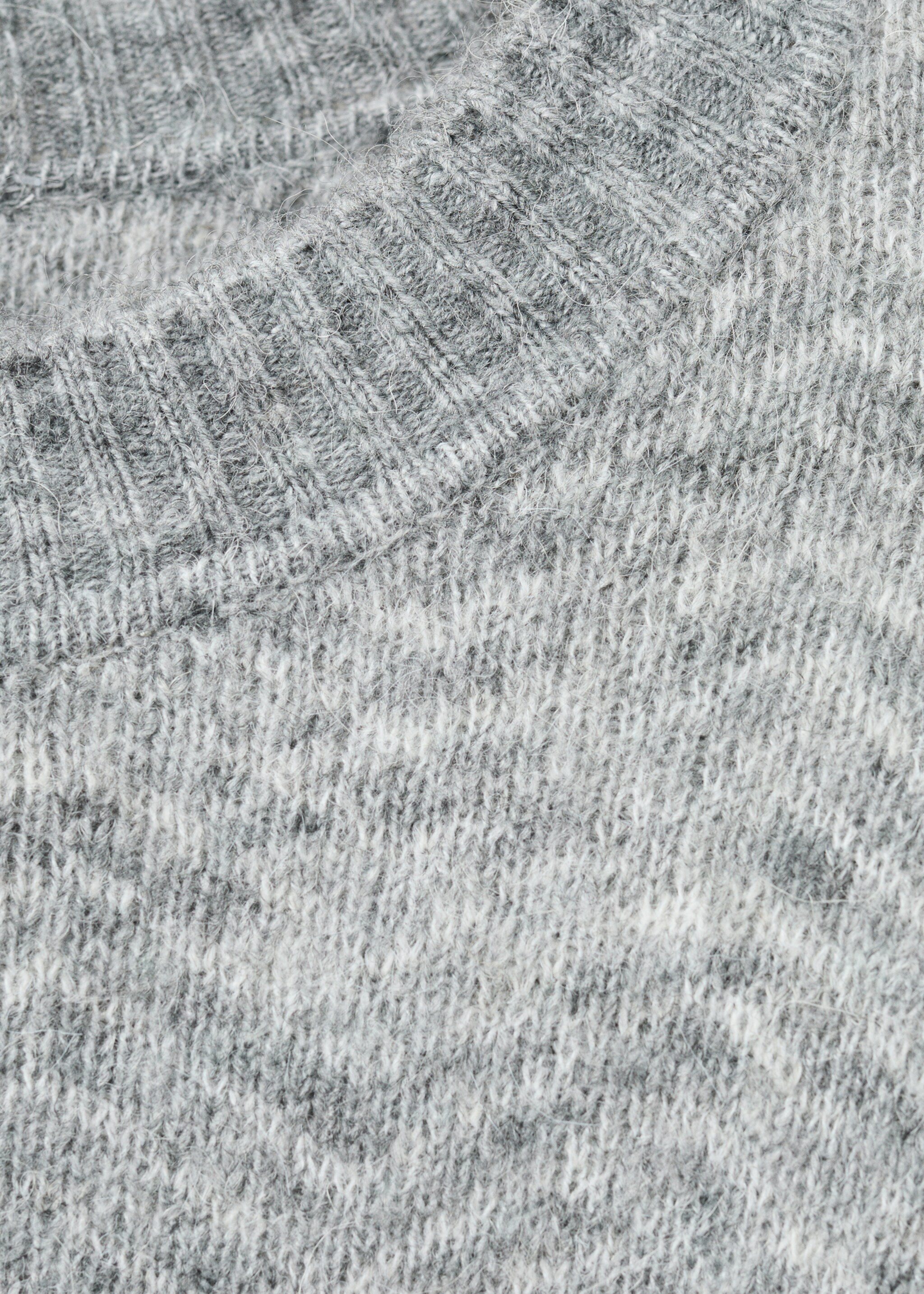 Πλεκτό πουλόβερ με ρίγες - Λεπτομέρεια του προϊόντος 8, Γκρι. Ref: 27021258-00.