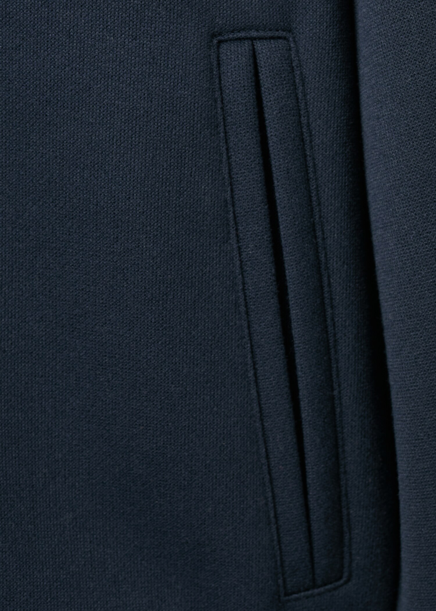 Sweatshirt pic - Details of the article 8