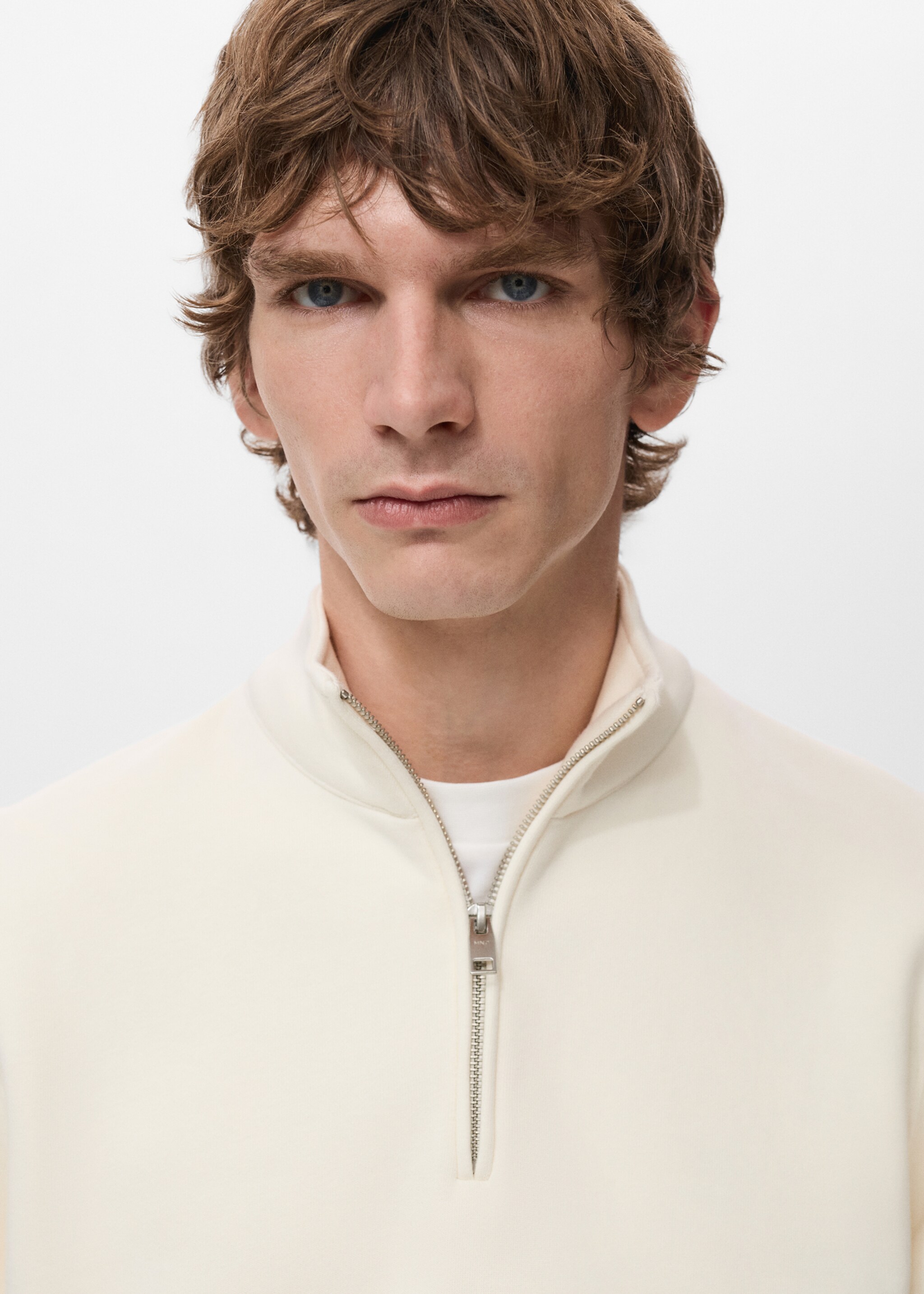 Regular-fit cotton sweatshirt with zip - Details of the article 1, White. Ref: 27021265-00.