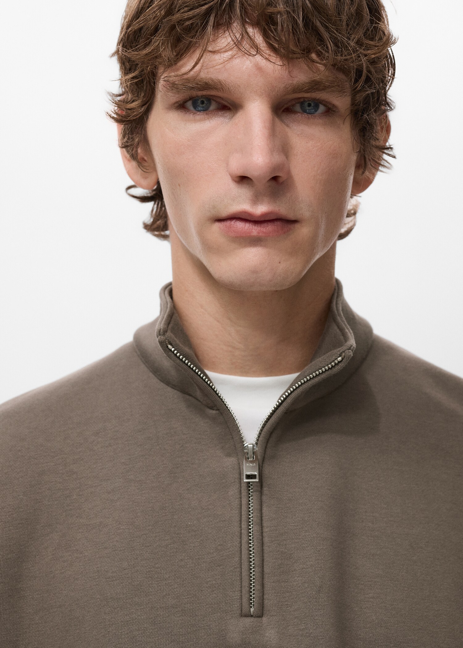Regular-fit cotton sweatshirt with zip - Details of the article 1