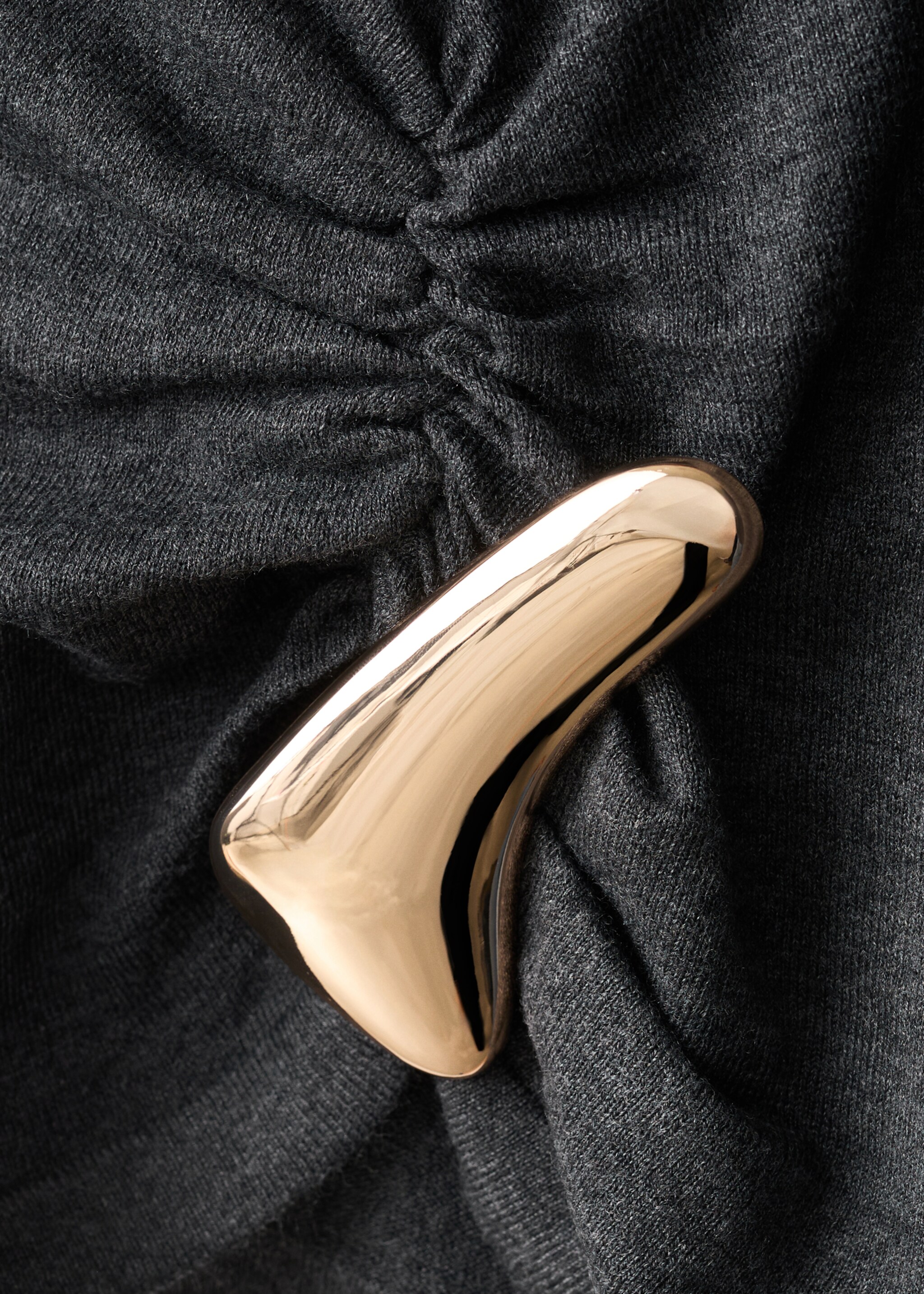 Turtleneck sweater with brooch - Details of the article 0, Charcoal. Ref: 27021273-00.