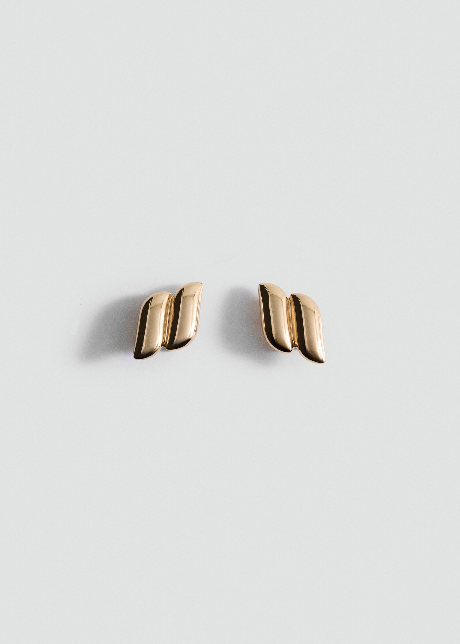 Earrings with geometric relief - Article without model