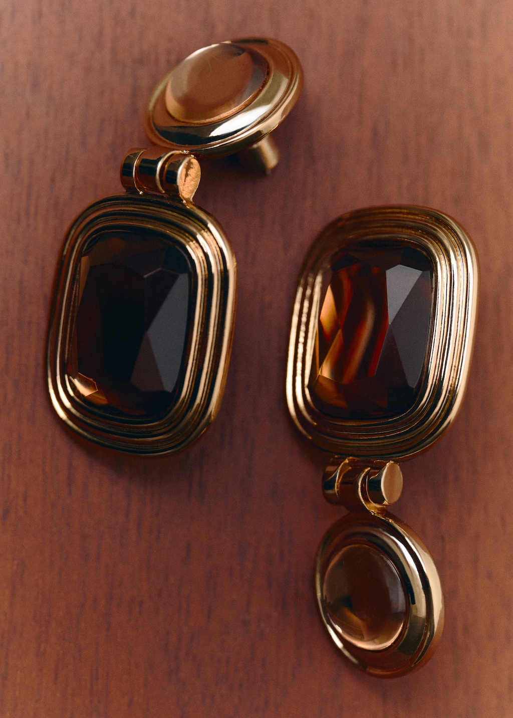 Combined resin hanging earrings