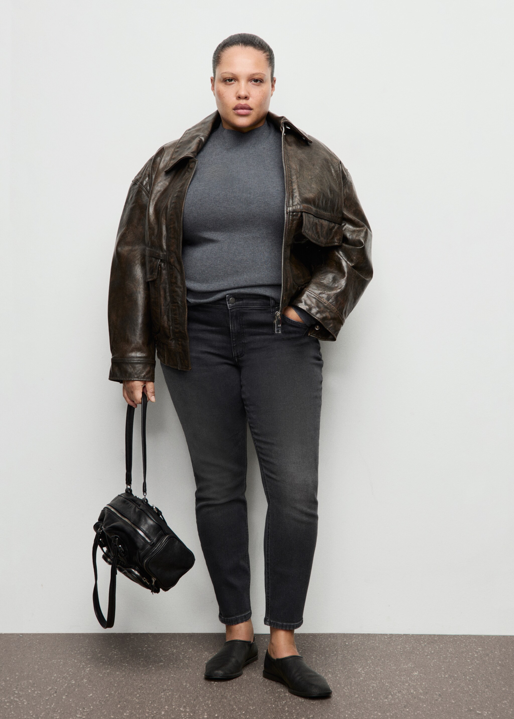 Mid-rise skinny jeans - Detail van het artikel 3, Open grijs. Ref: 27021287-00.