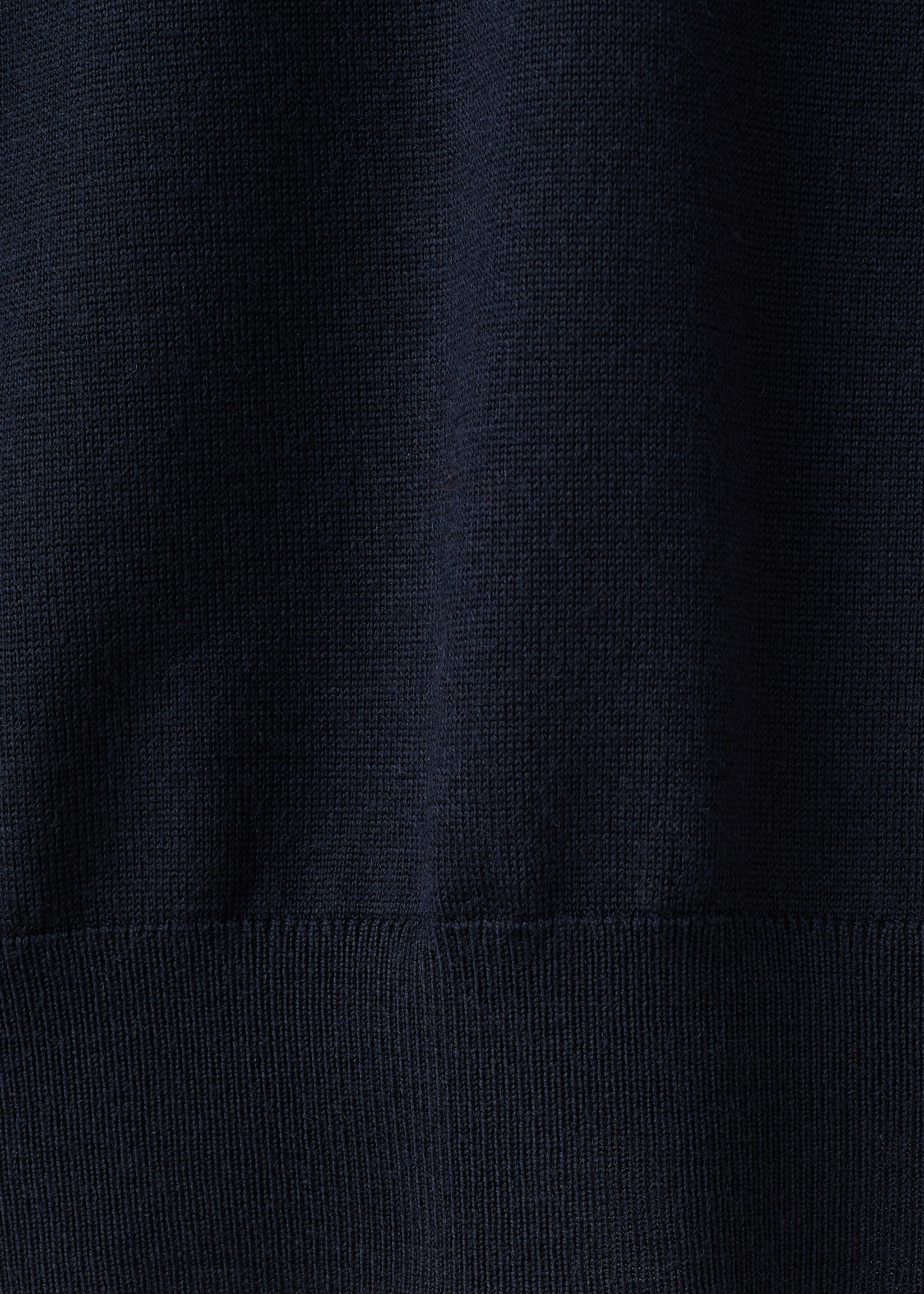 Jersey 100% lana merino cuello pico - Detalle del artículo 0, Azul marino. Ref: 27021289-00.