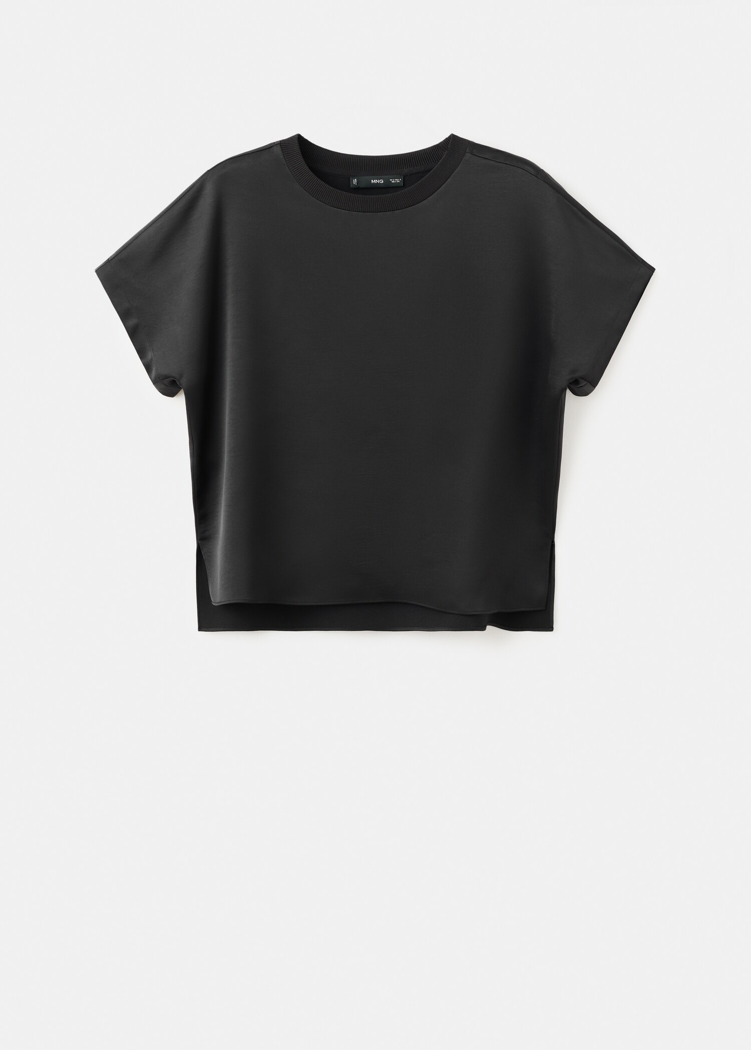 Blusa crop satinada - Artículo sin modelo