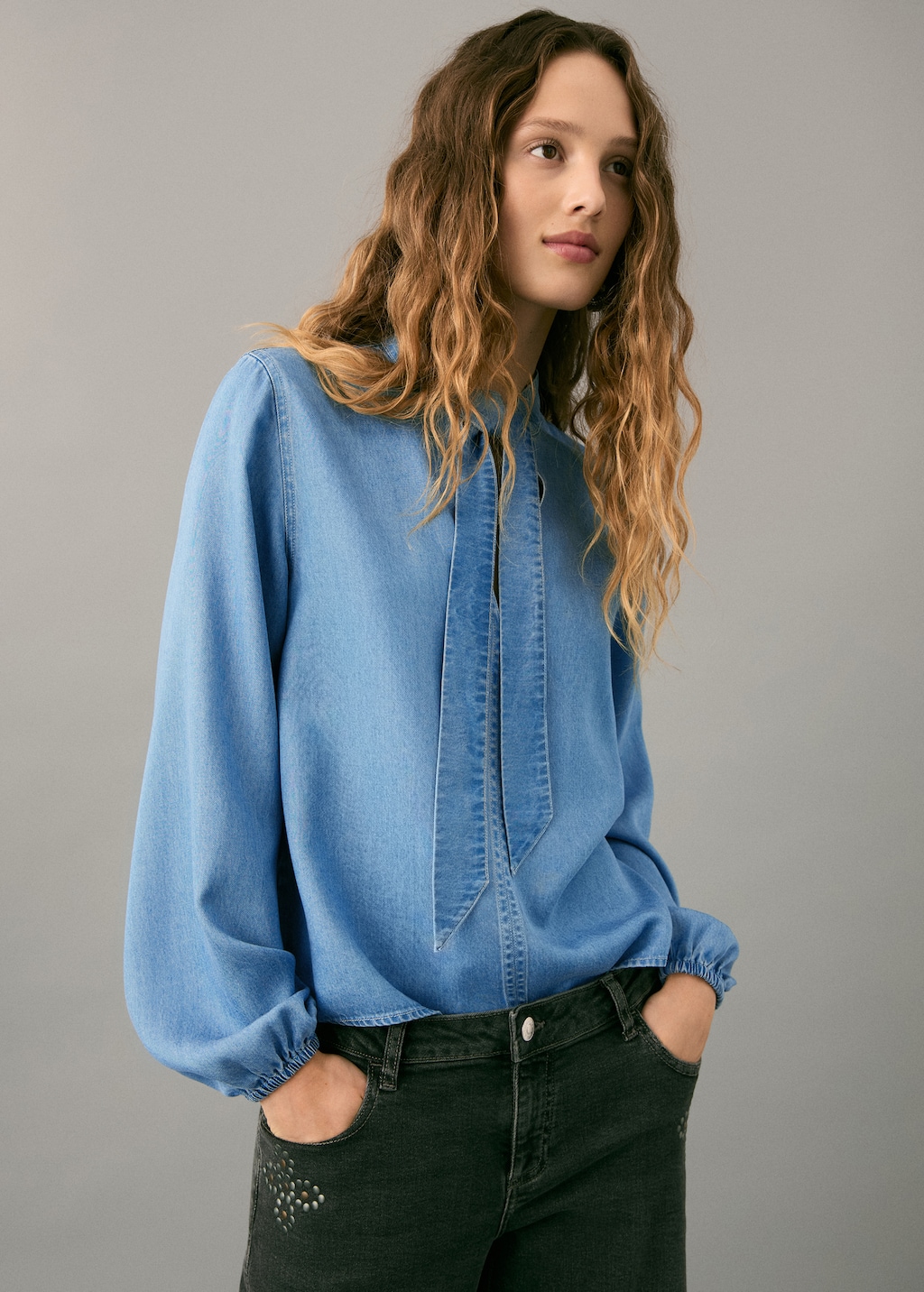 Lyocell blouse with bow