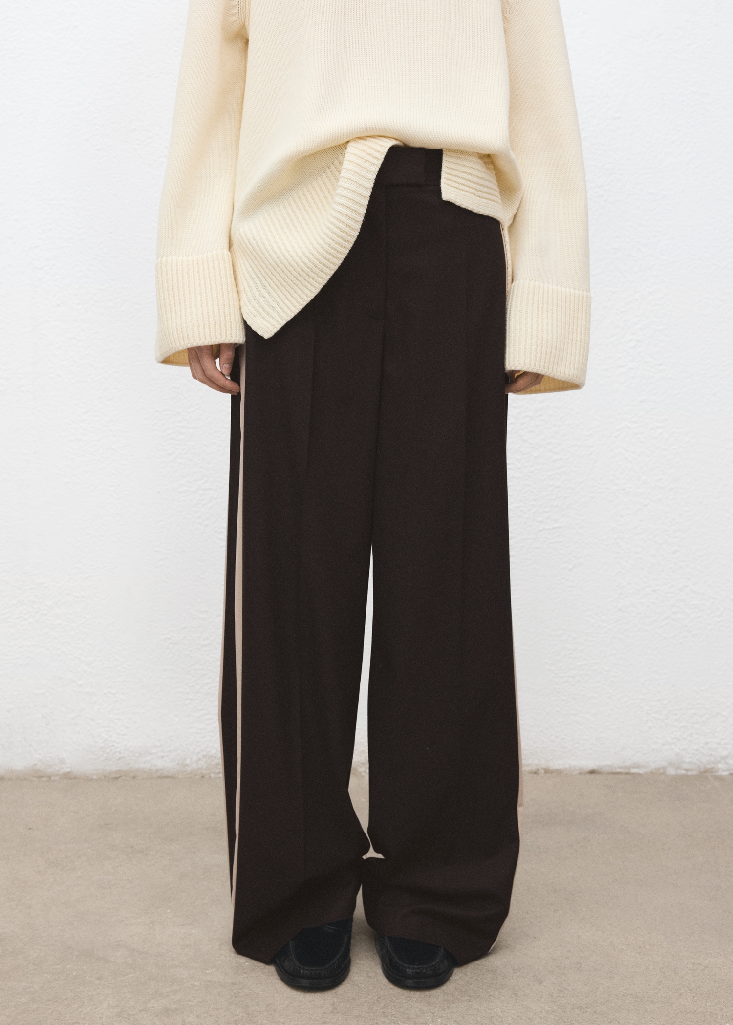 Wide Leg Trousers With Contrast Stripe