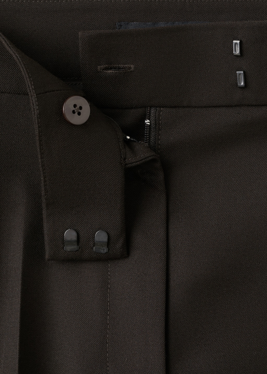 Wide-leg trousers with contrasting stripe