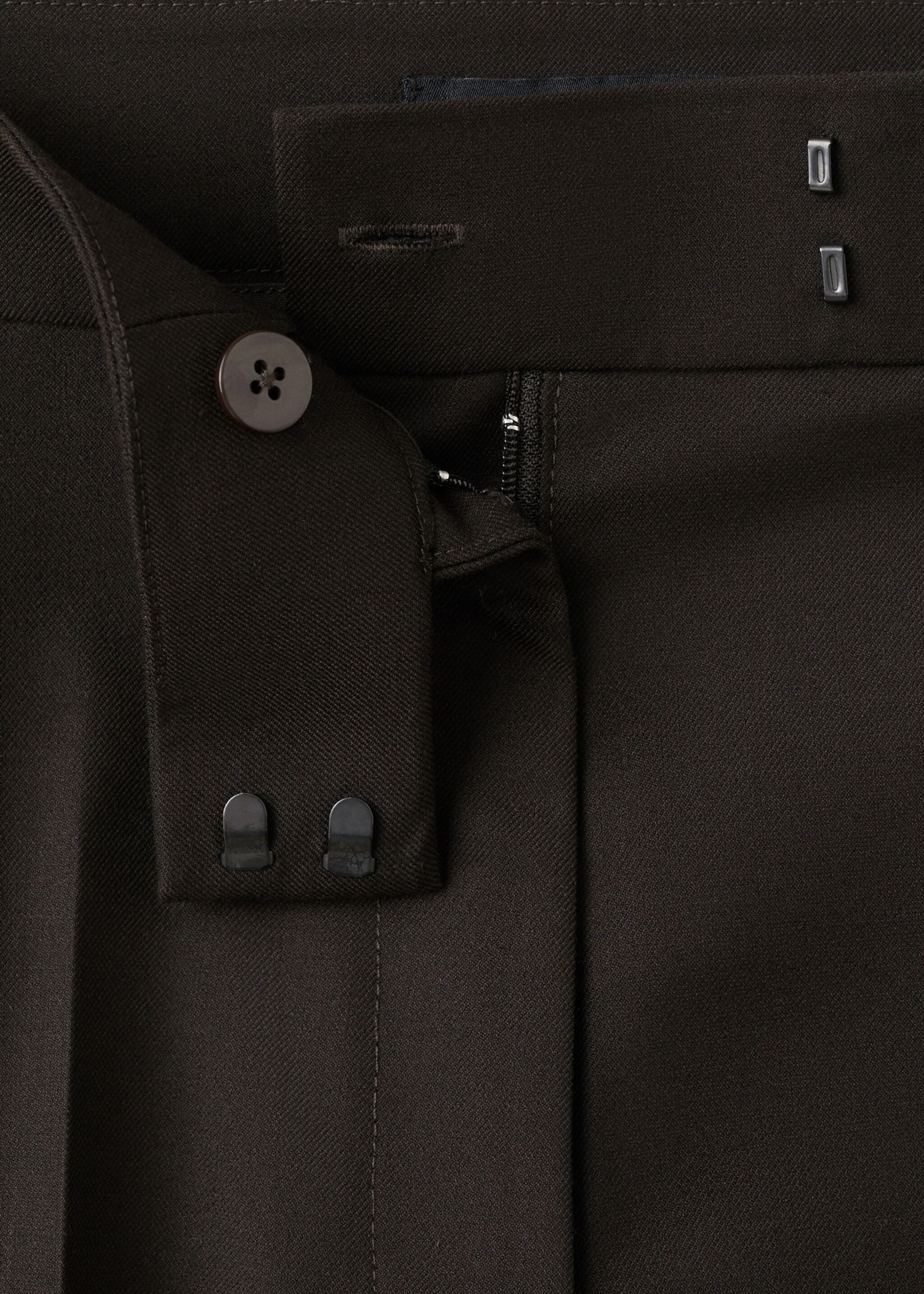 Wide-leg trousers with contrasting stripe - Details of the article 8, Chocolate. Ref: 27021296-00.