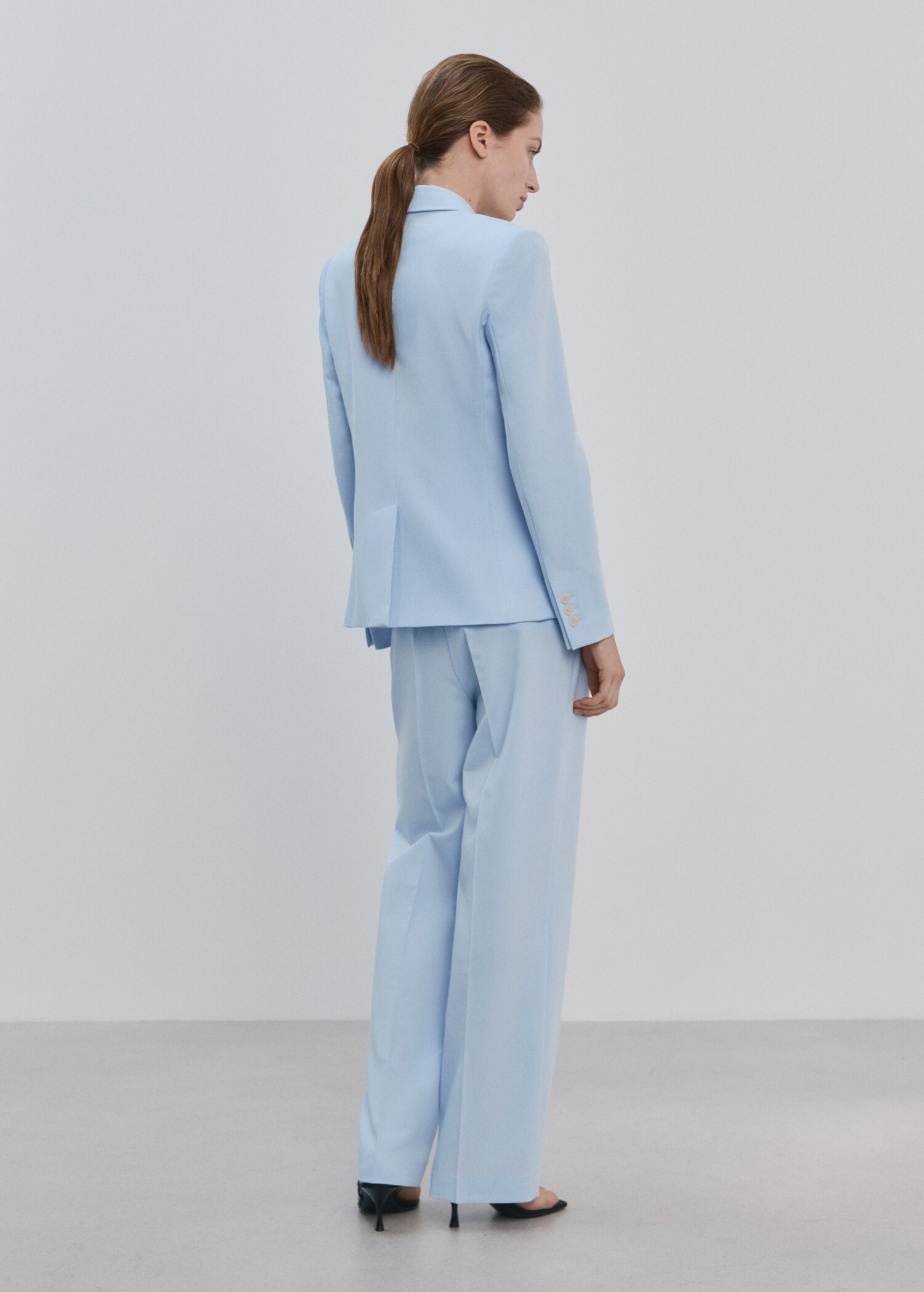 Straight suit trousers - Reverse of the article