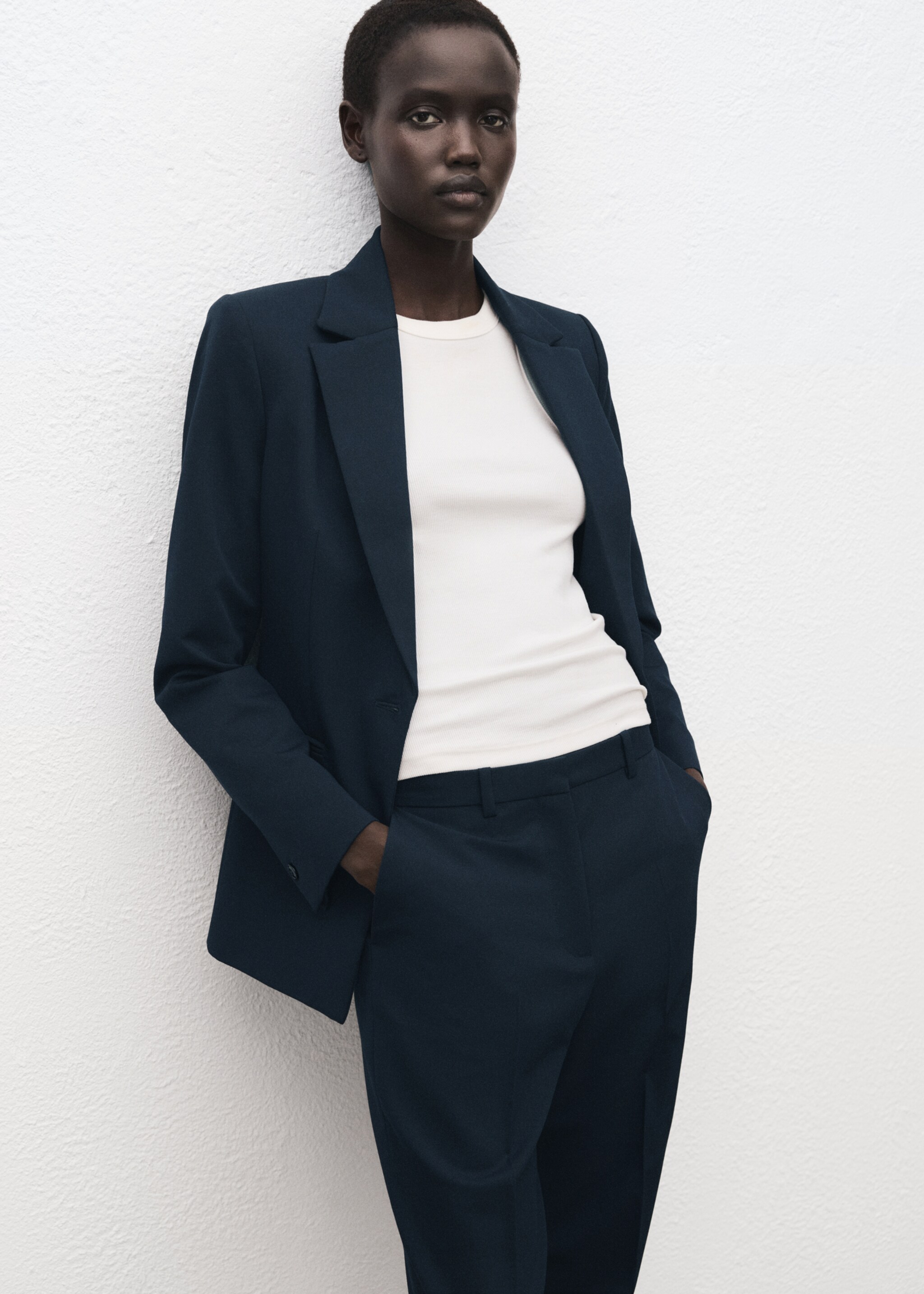 Straight suit trousers - Details of the article 1, Dark Navy. Ref: 27021297-00.