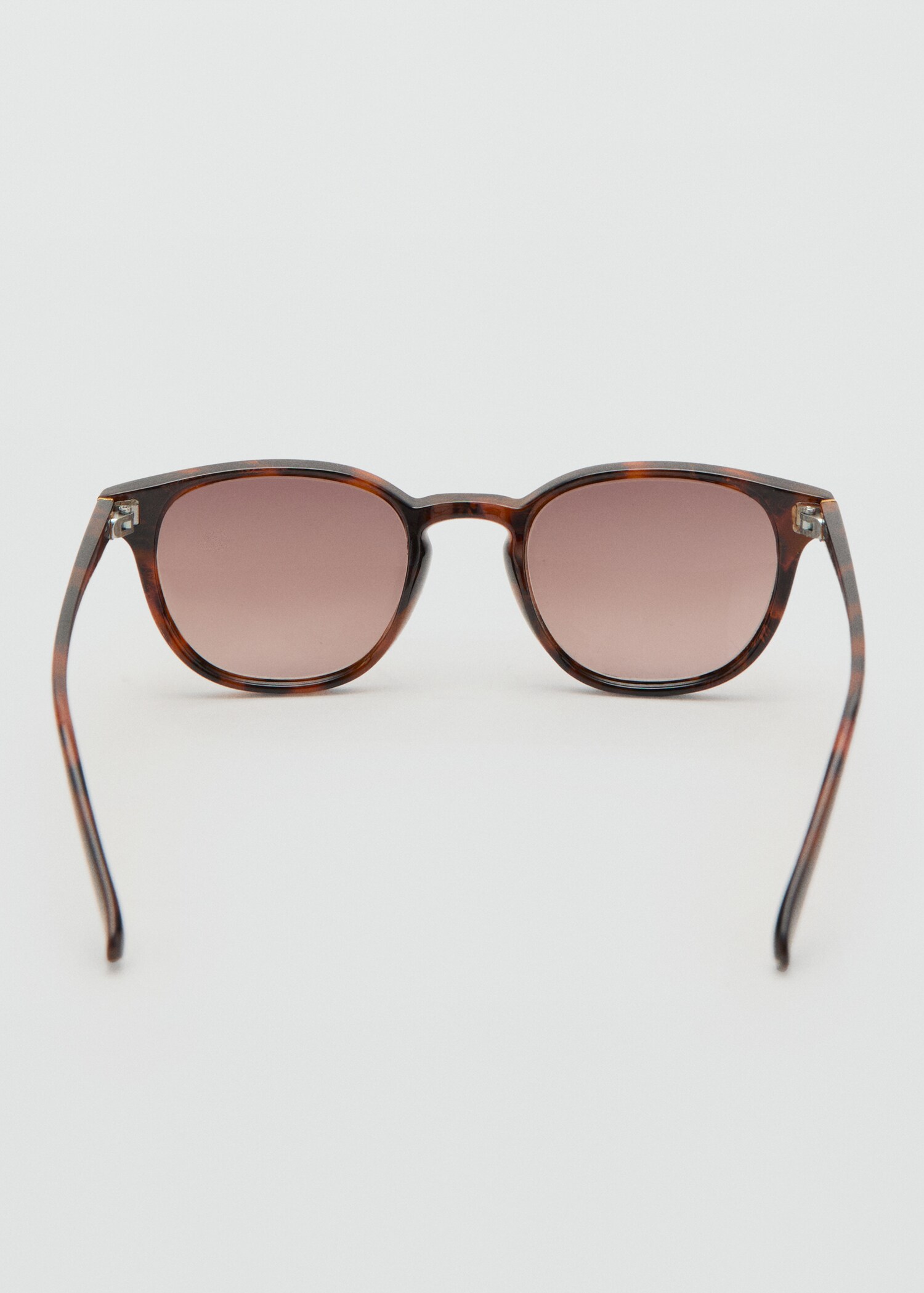 Sunglasses porter - Details of the article 1