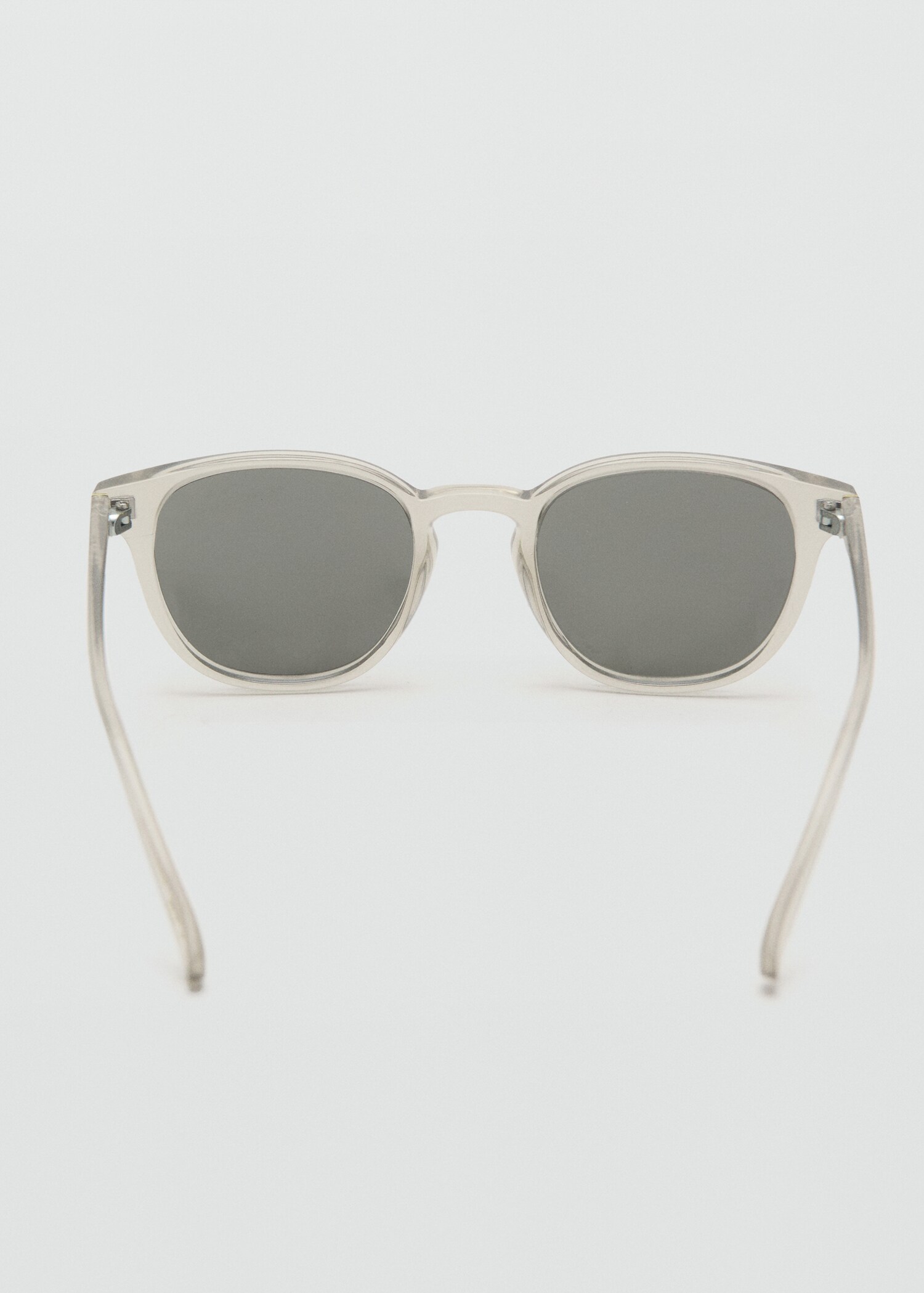 Sunglasses porter - Details of the article 1