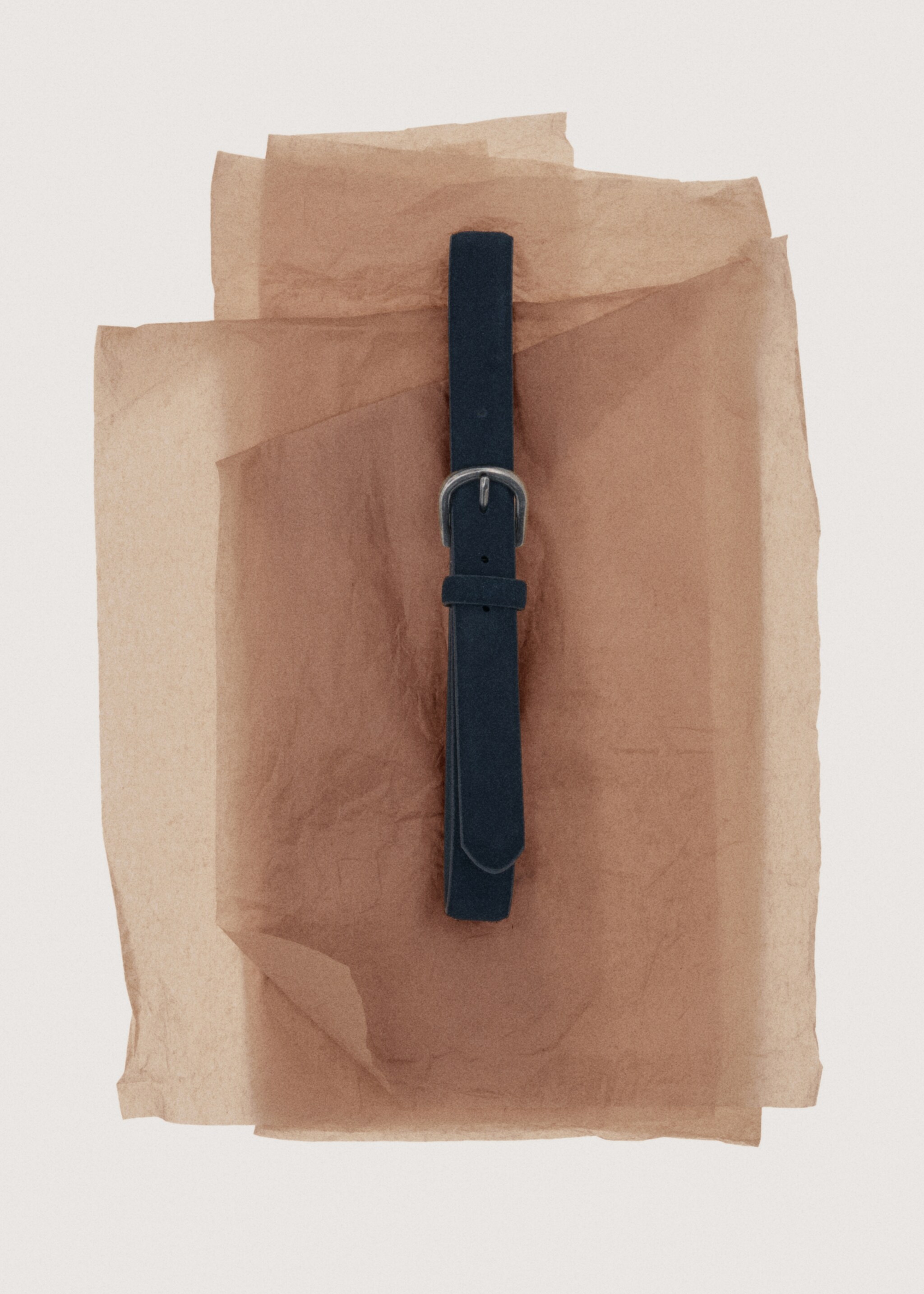 Cinturón piel - Detalle del artículo 7, Azul marino. Ref: 27021312-00.