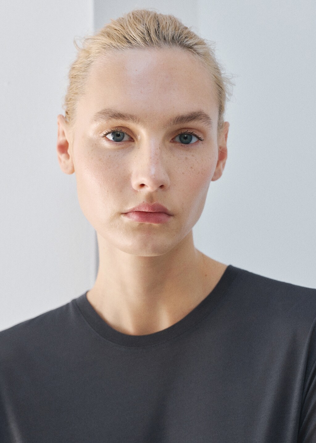 Short-sleeved micro-modal pajama top - image 4