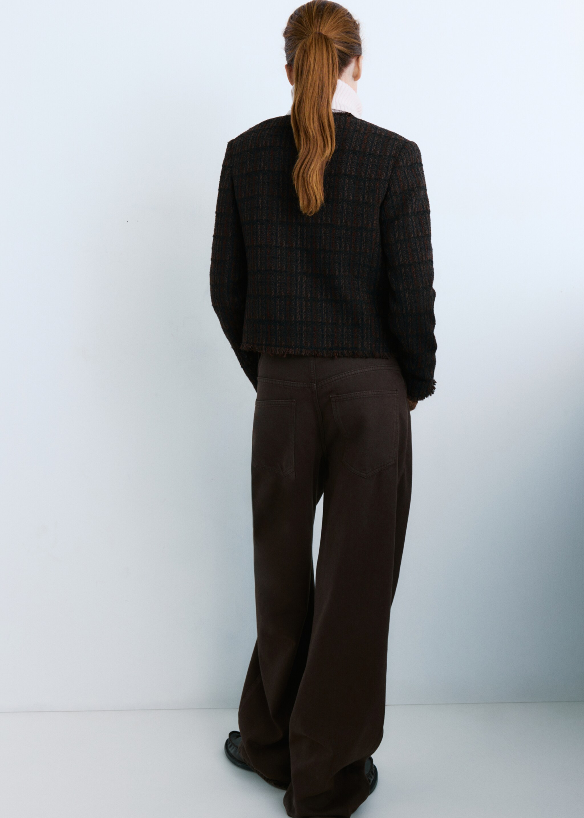 Pocket tweed jacket - Reverse of the article, Chocolate. Ref: 27021325-00.