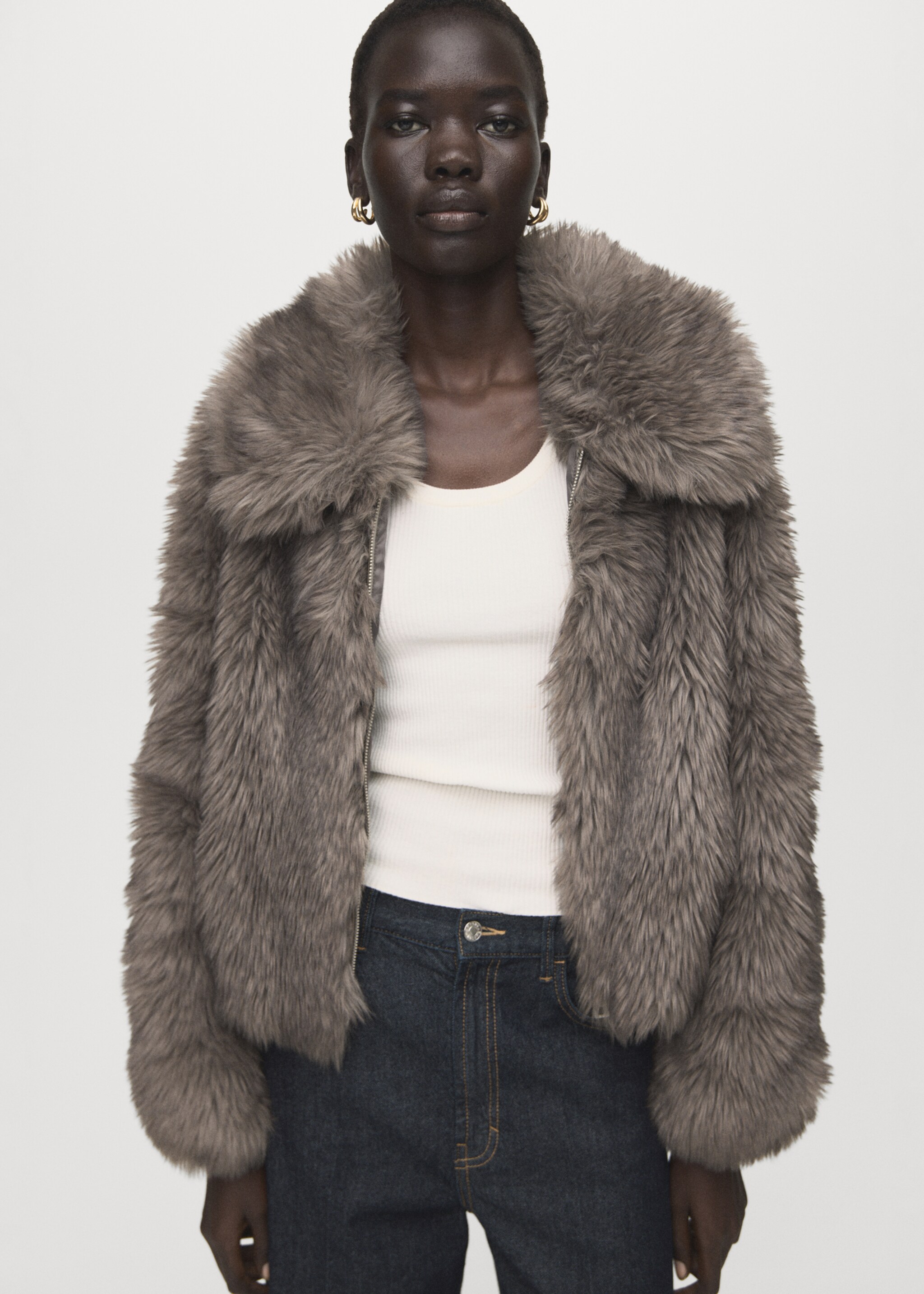 Faux fur effect jacket with lapels - Medium plane, Grey. Ref: 27021335-00.