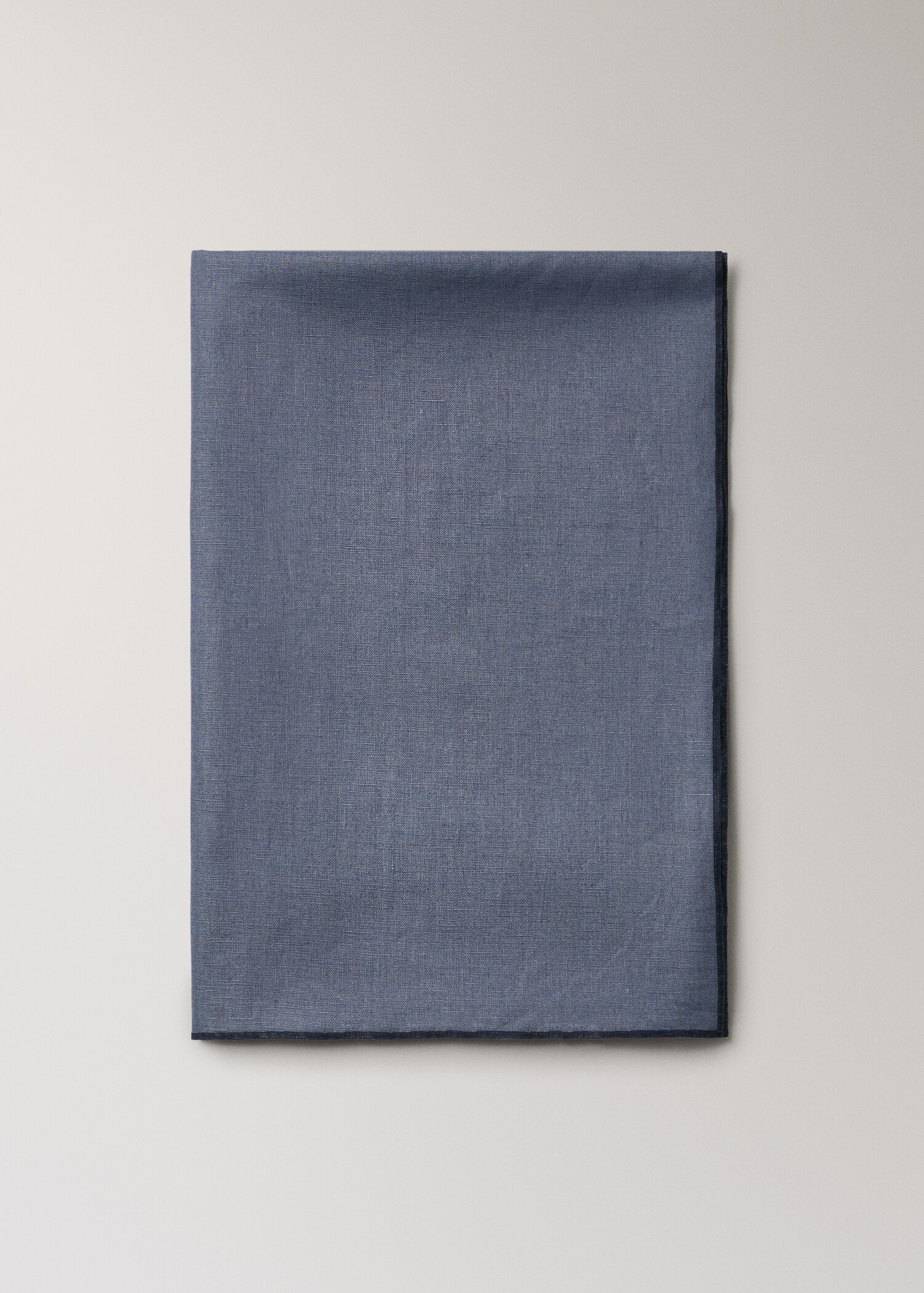 Скатертина з тефлоновим покриттям з 100% льону з контрастним оверлоком на 8-10 осіб - Детальніше про товар 3