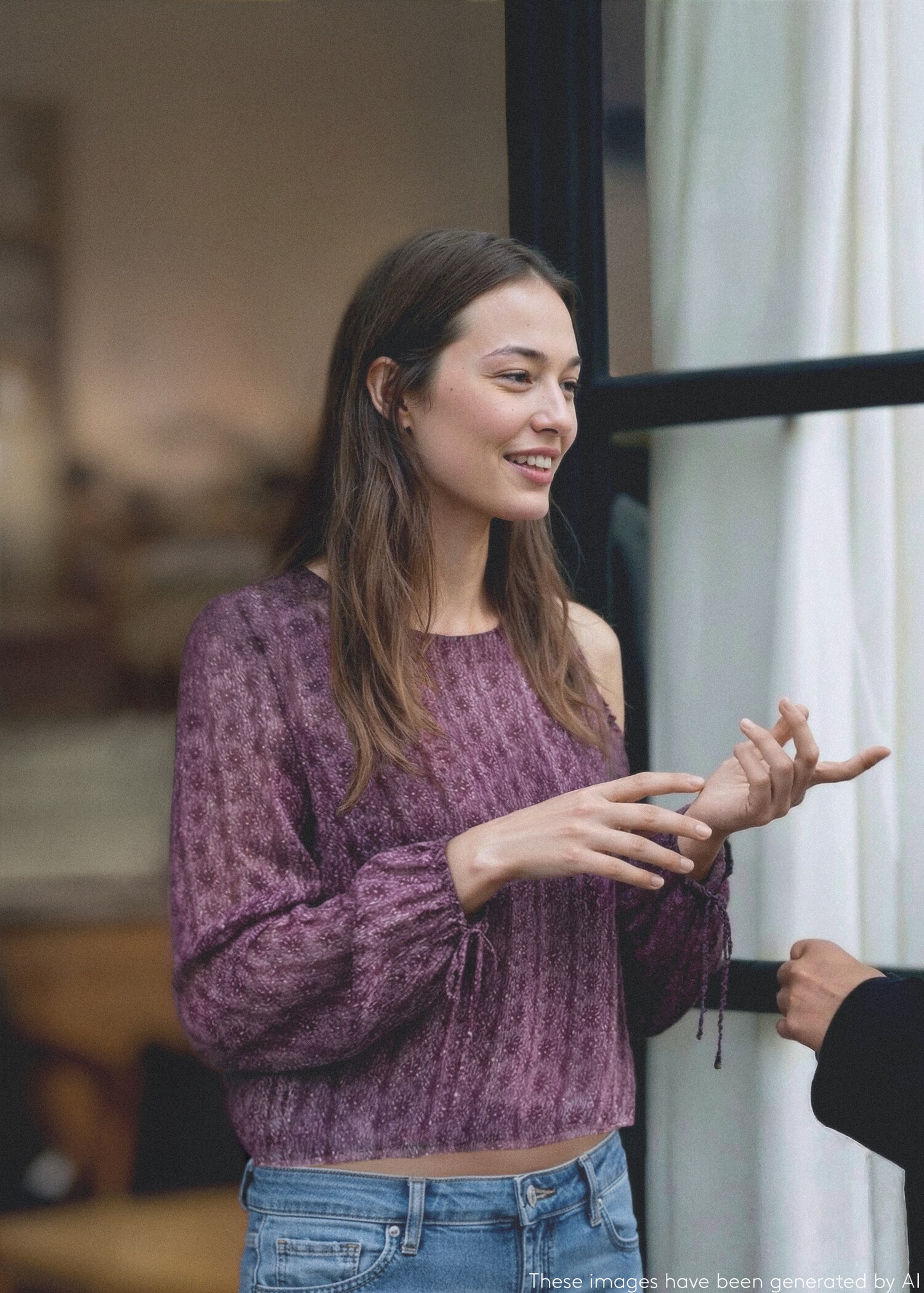 Printed blouse with cut-out - Details of the article 5