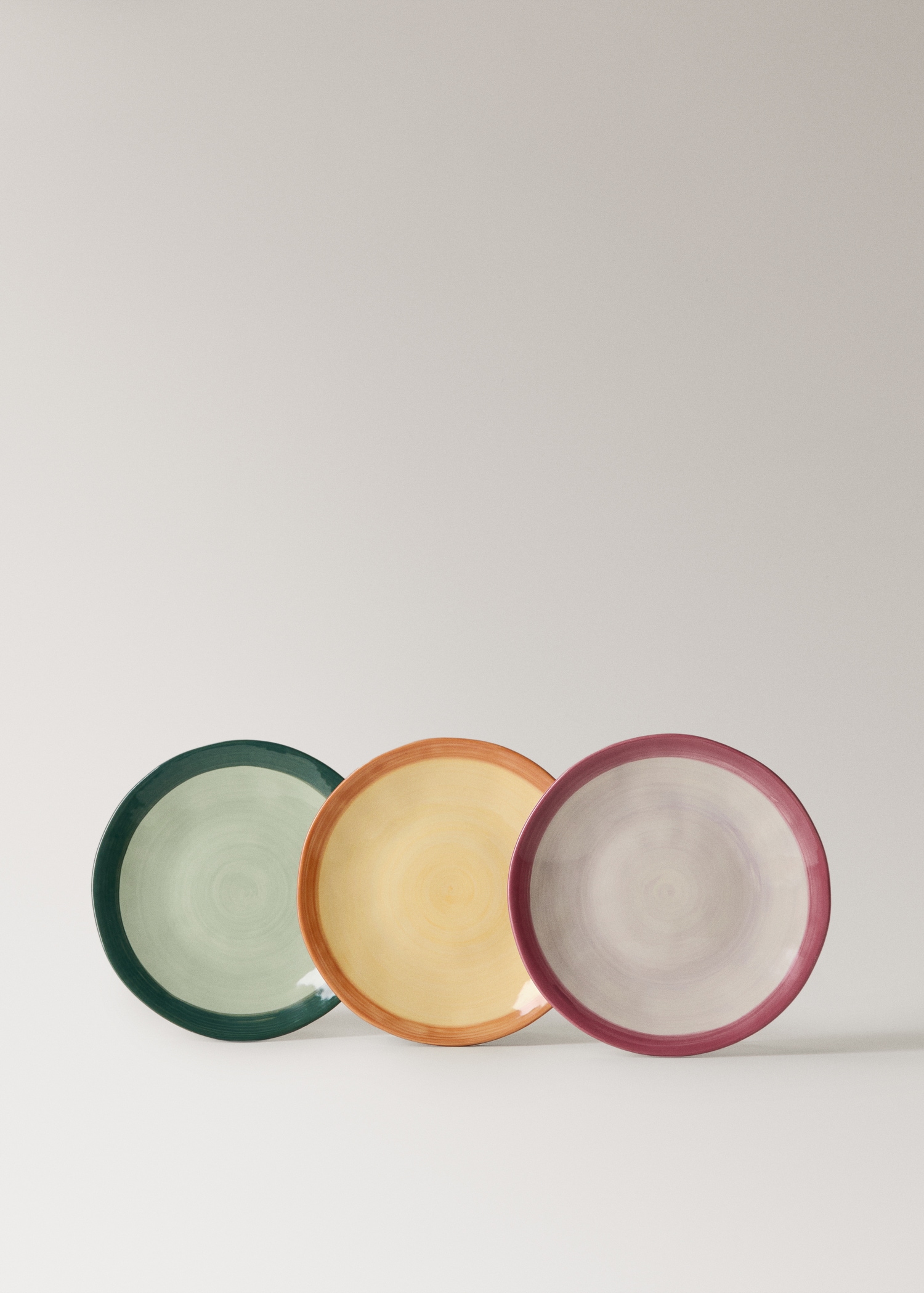 Bicolour stoneware dessert plate - Details of the article 3