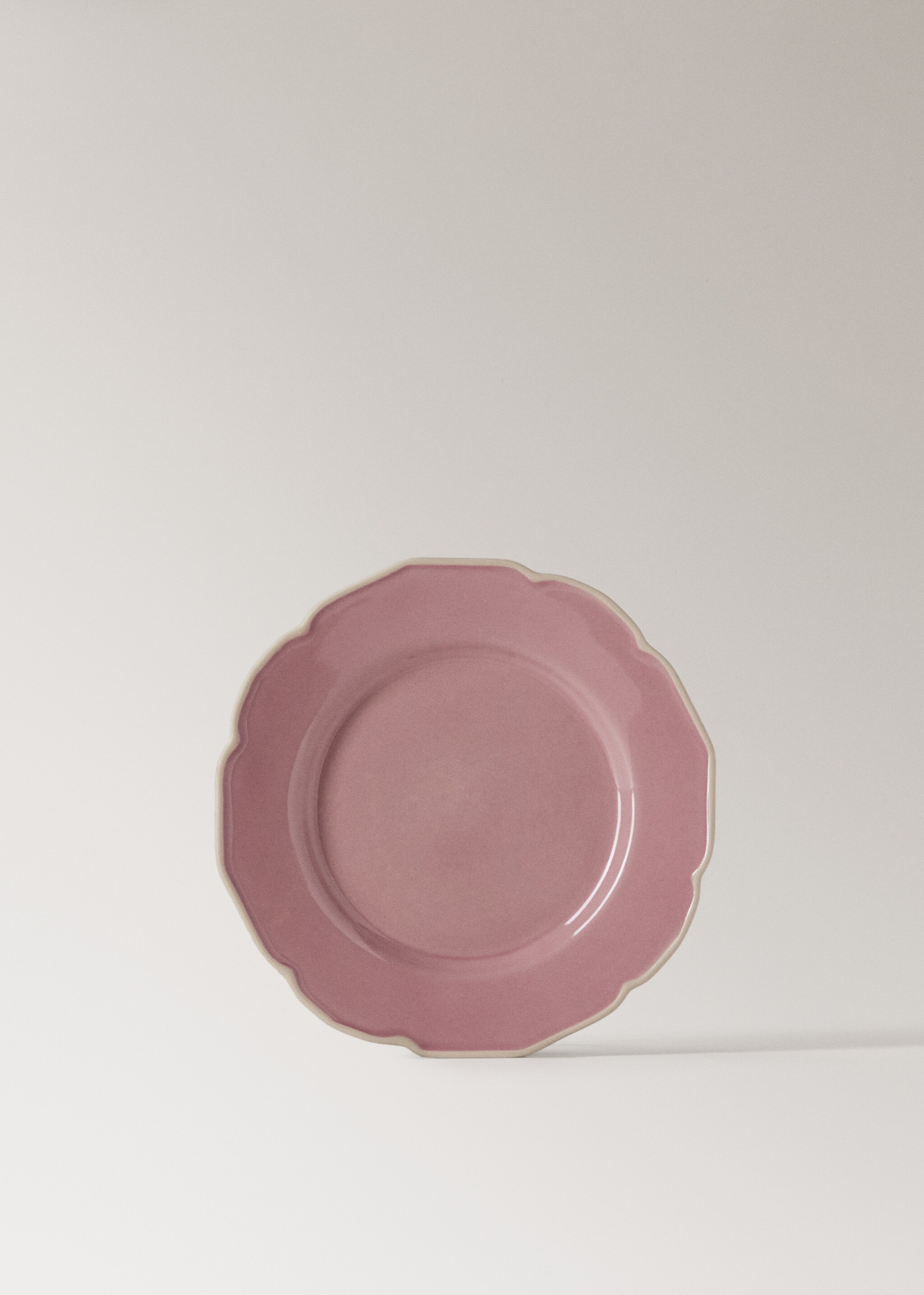 Stoneware dessert plate with wavy design - Article without model, Pink. Ref: 27021527-00.