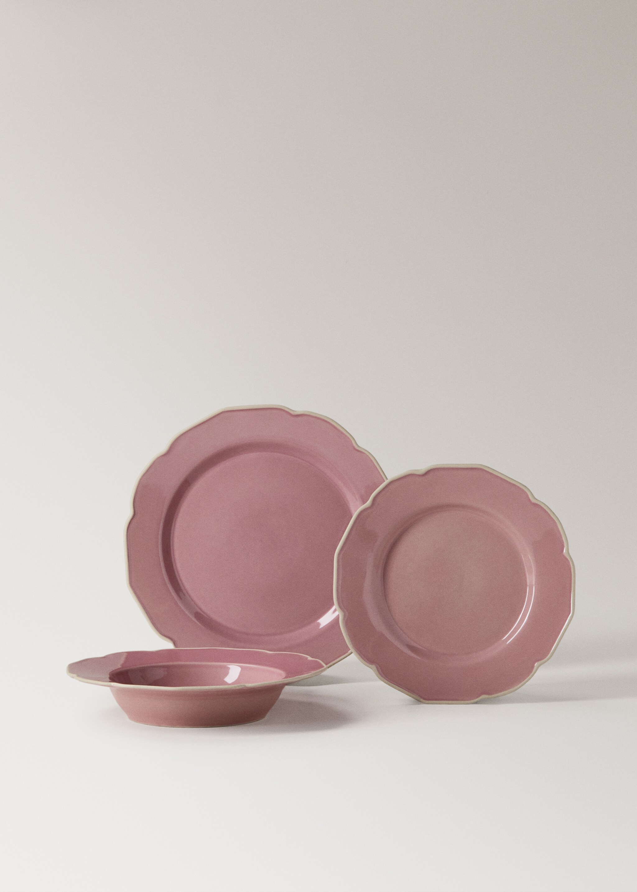 Stoneware dessert plate with wavy design - Details of the article 3, Pink. Ref: 27021527-00.