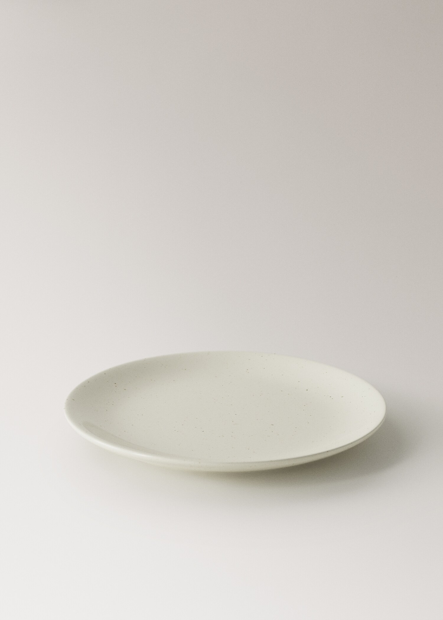 Dezertní talíř z kameniny s puntíky - Detail zboží 1