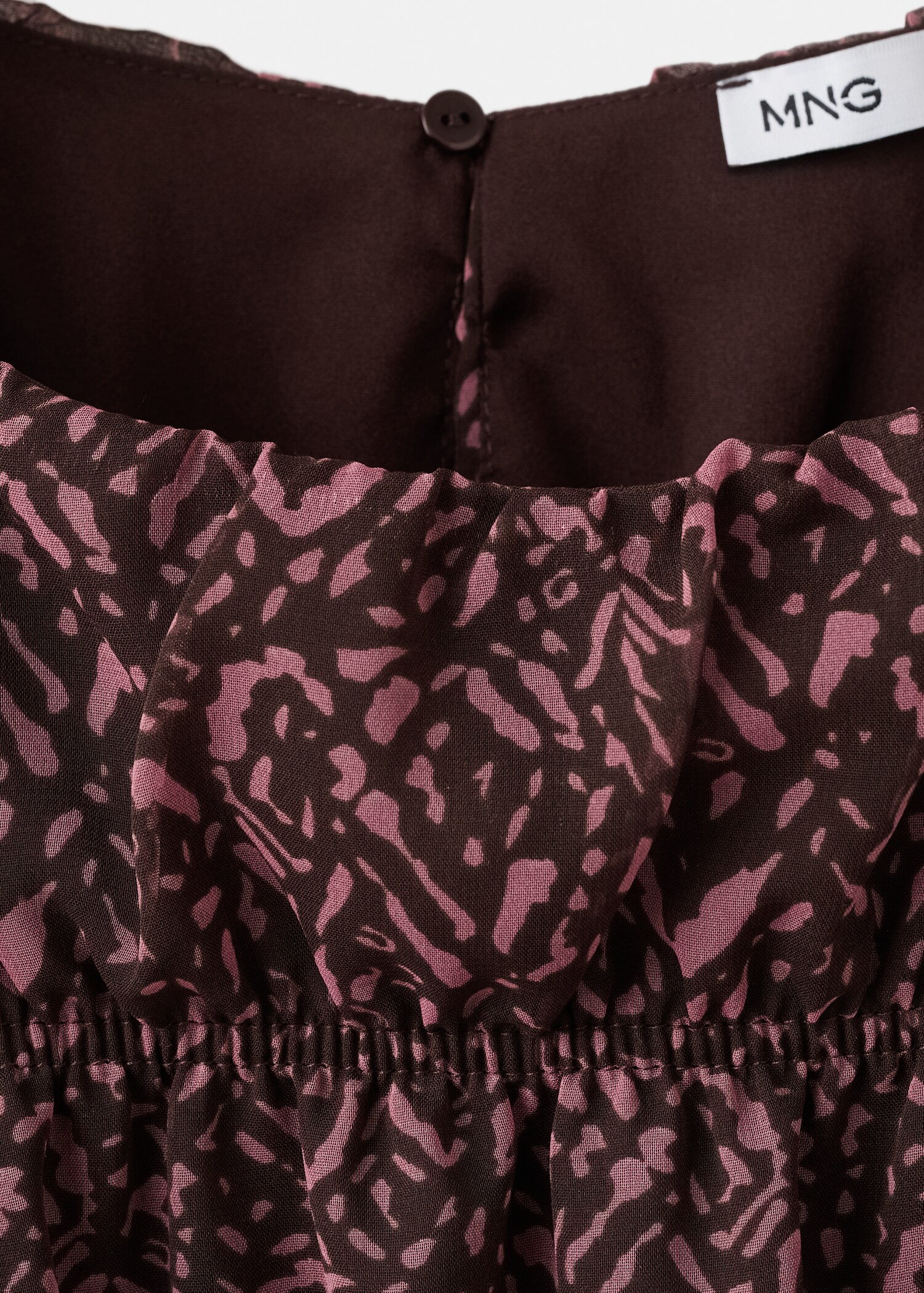 Blusa estampada com rufo - Pormenor do artigo 0